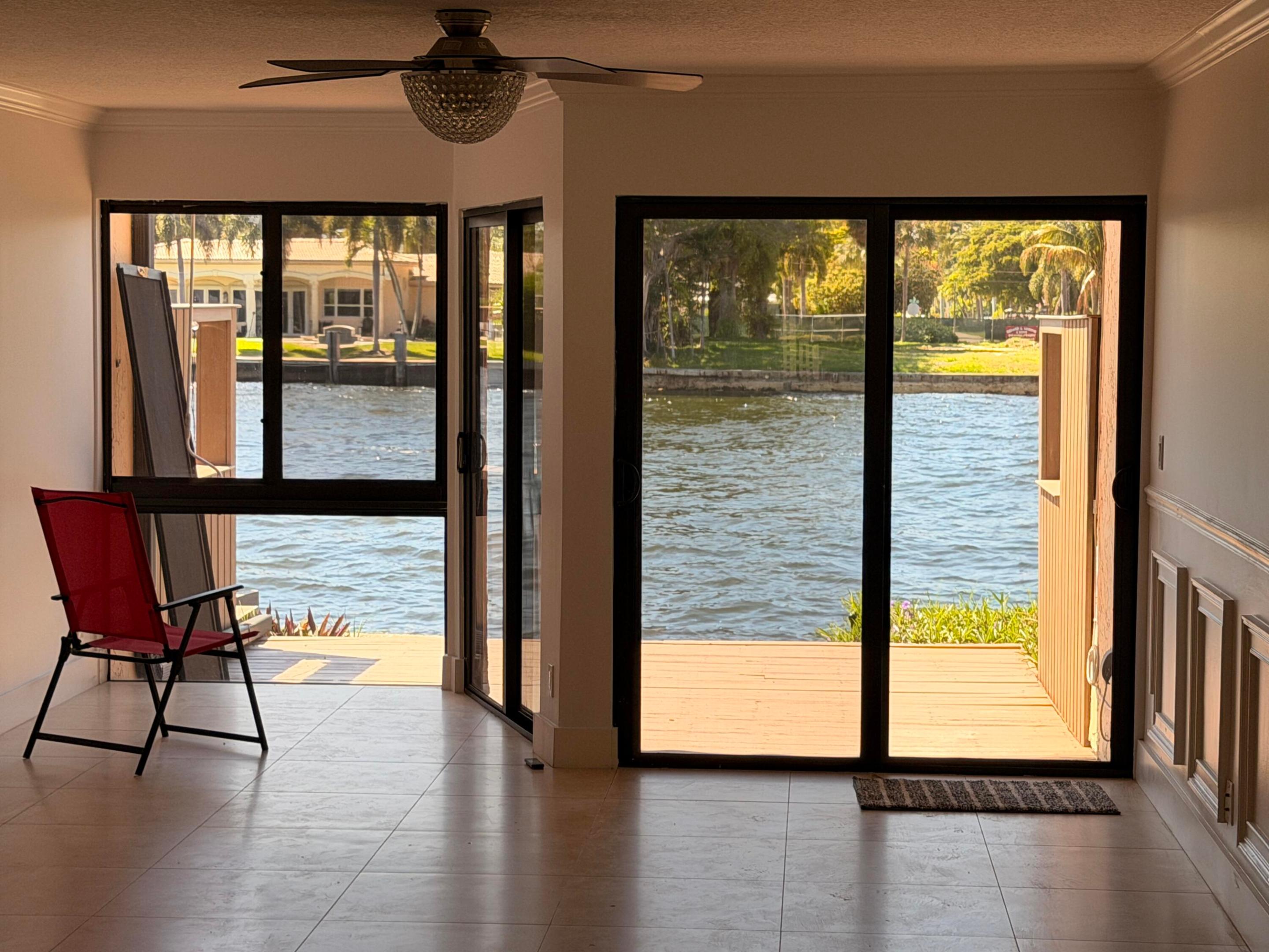 LAKESIDE - Residential