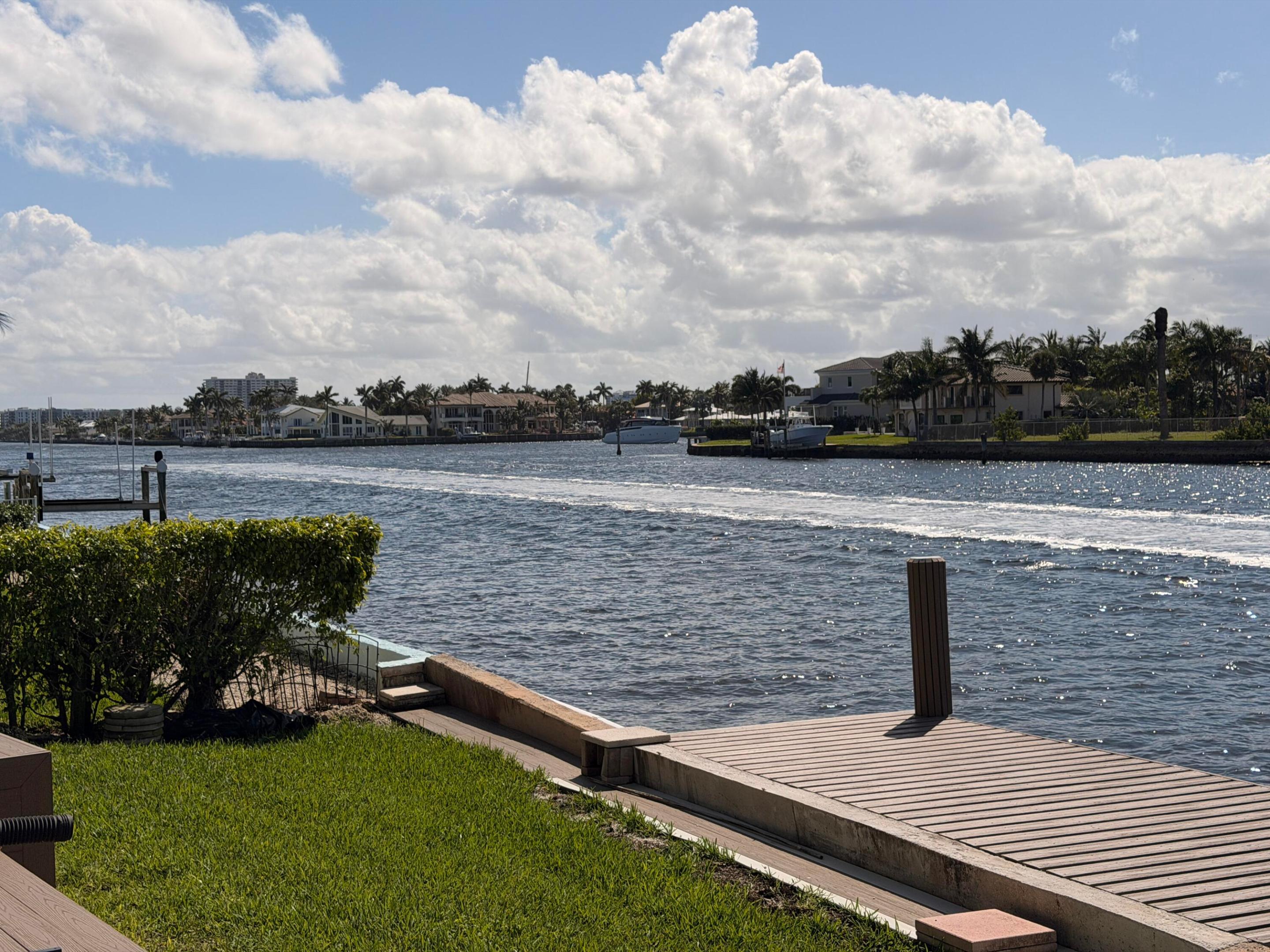 LAKESIDE - Residential
