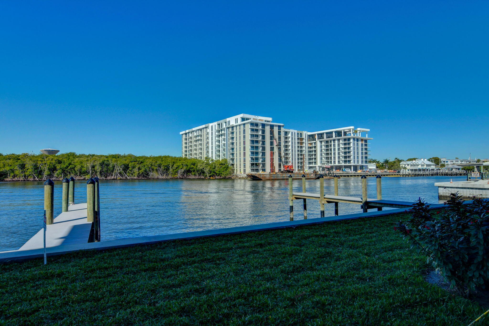 PAGET HOUSE CONDO - Residential