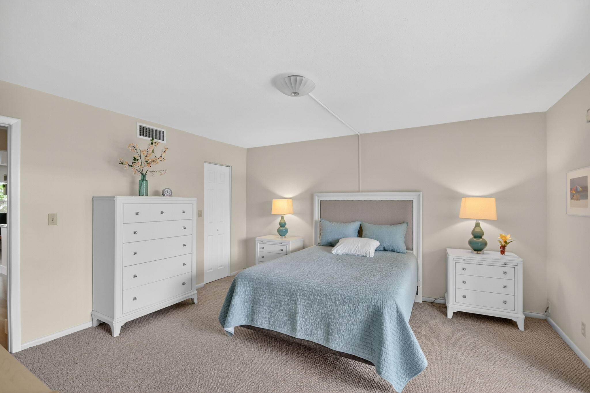 PAGET HOUSE CONDO - Residential