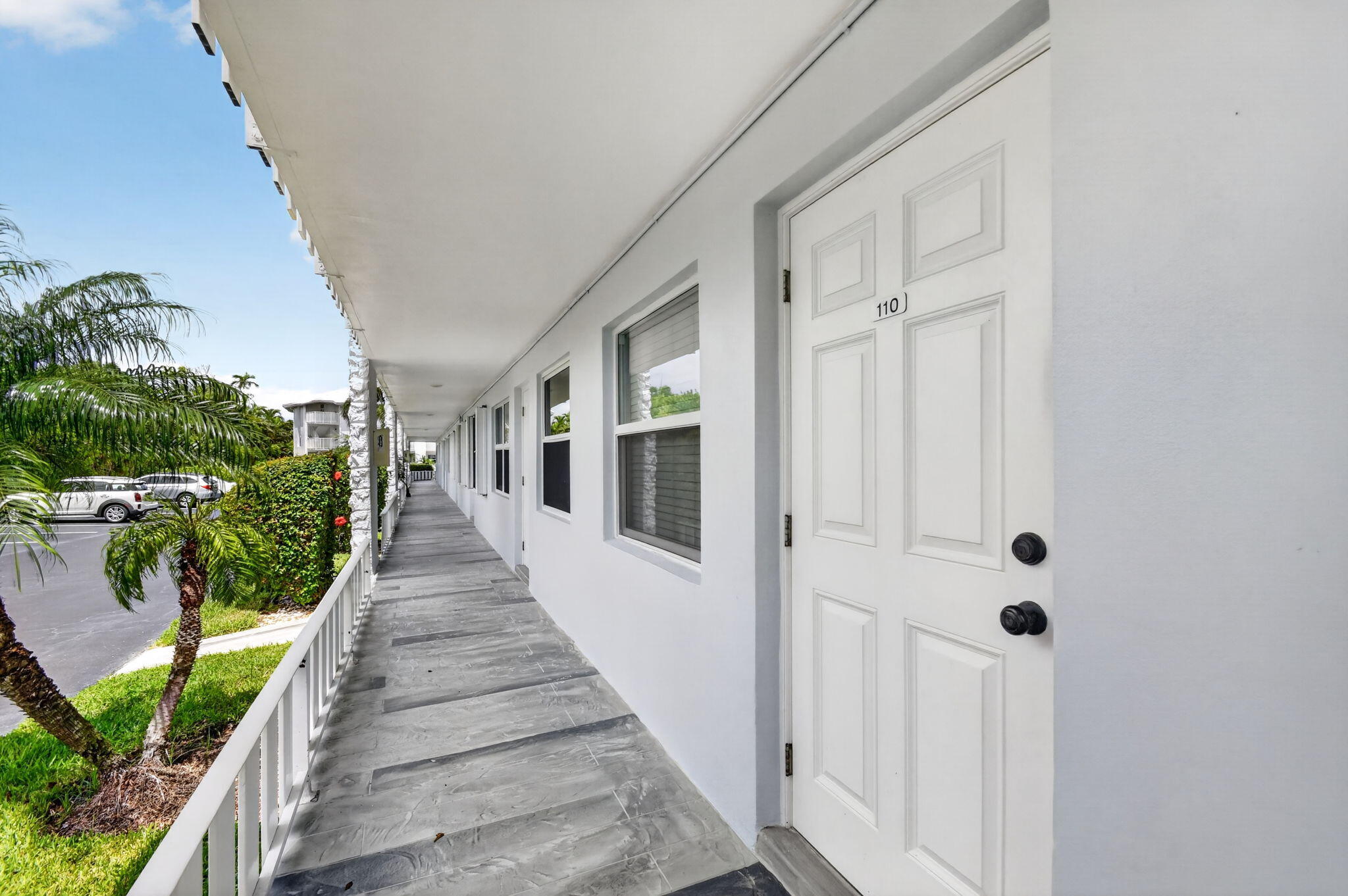 PAGET HOUSE CONDO - Residential