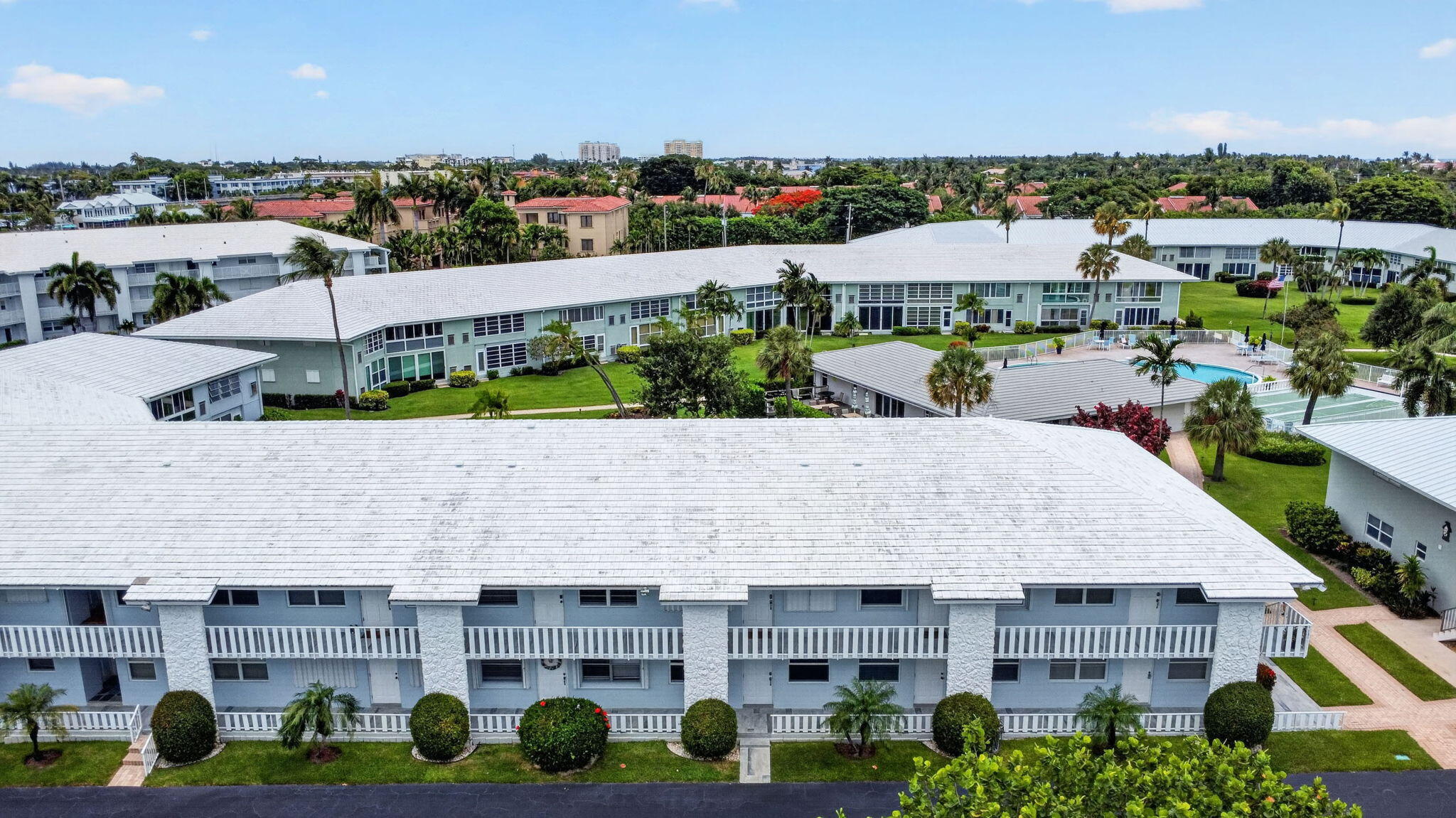 PAGET HOUSE CONDO - Residential