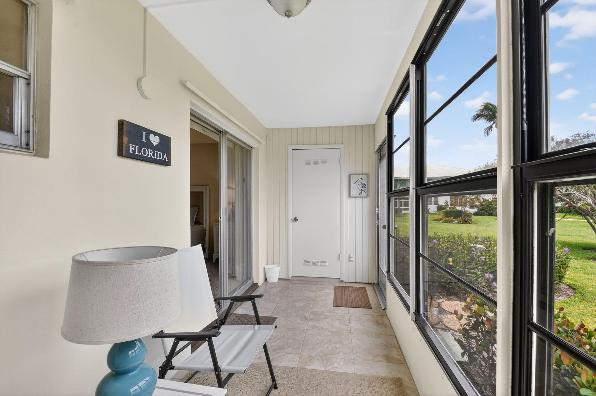 PAGET HOUSE CONDO - Residential