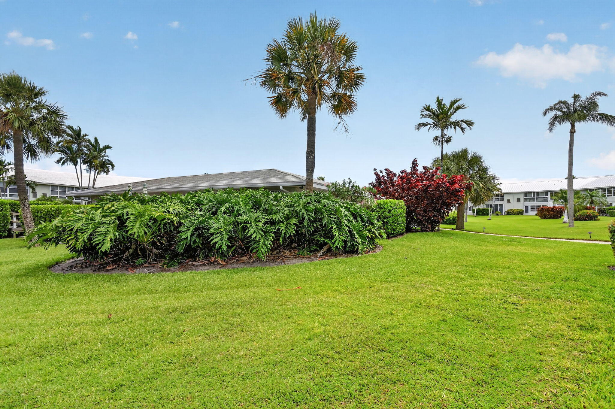 PAGET HOUSE CONDO - Residential