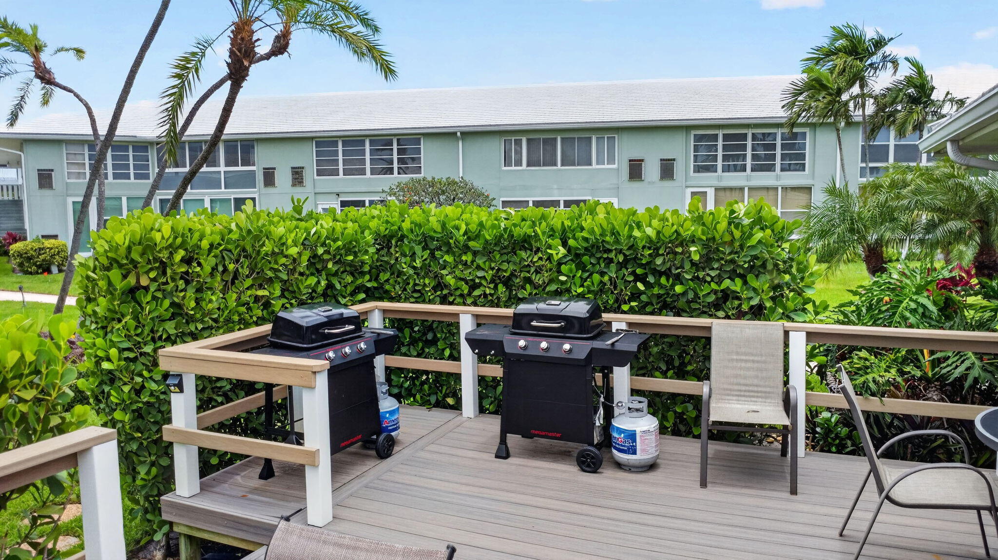 PAGET HOUSE CONDO - Residential