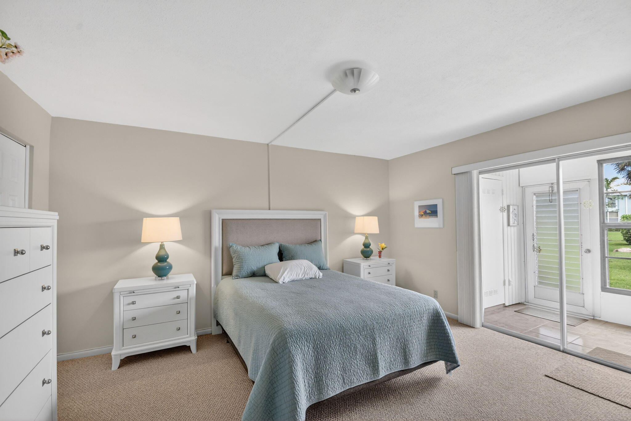 PAGET HOUSE CONDO - Residential