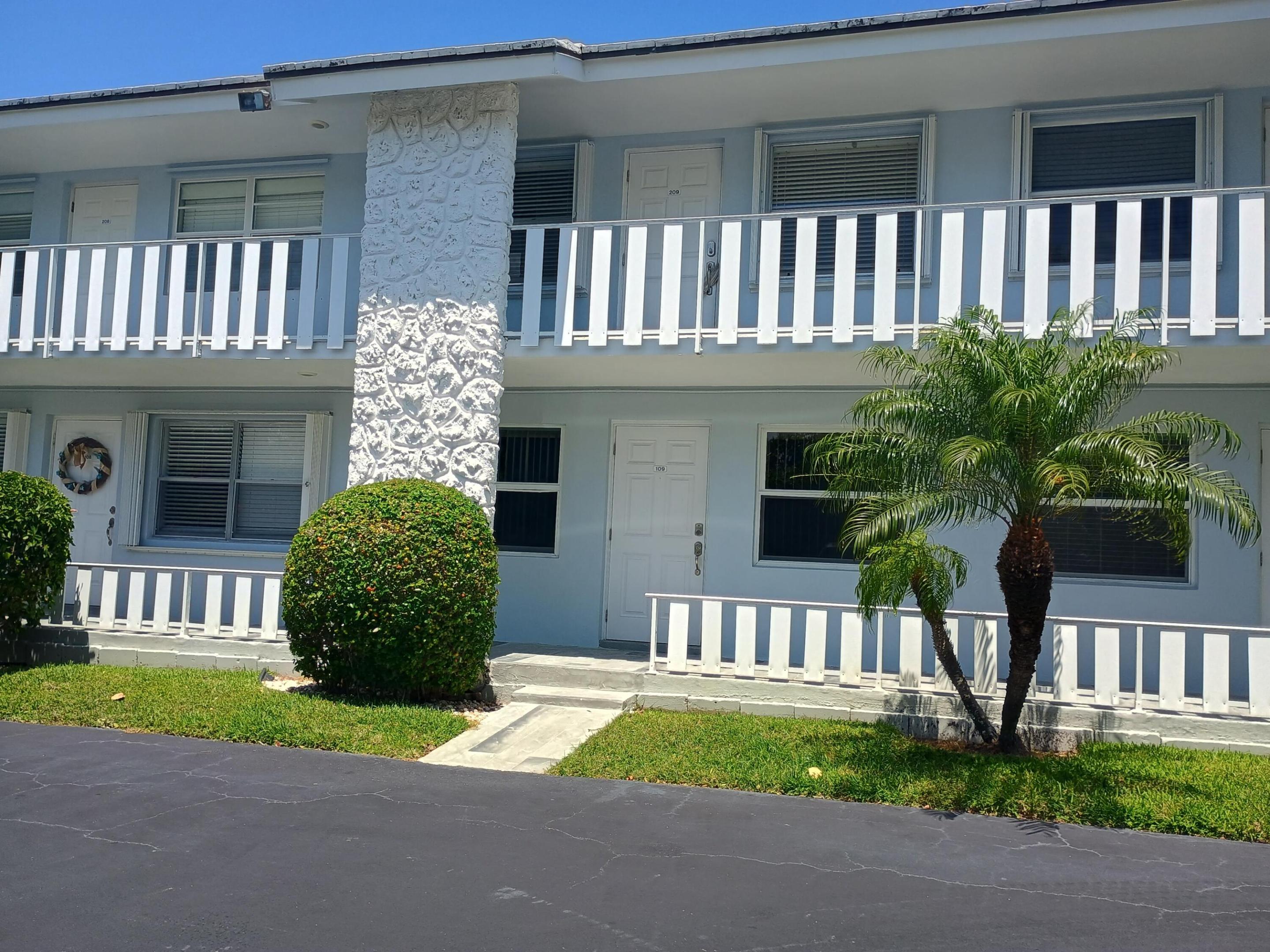PAGET HOUSE CONDO - Residential