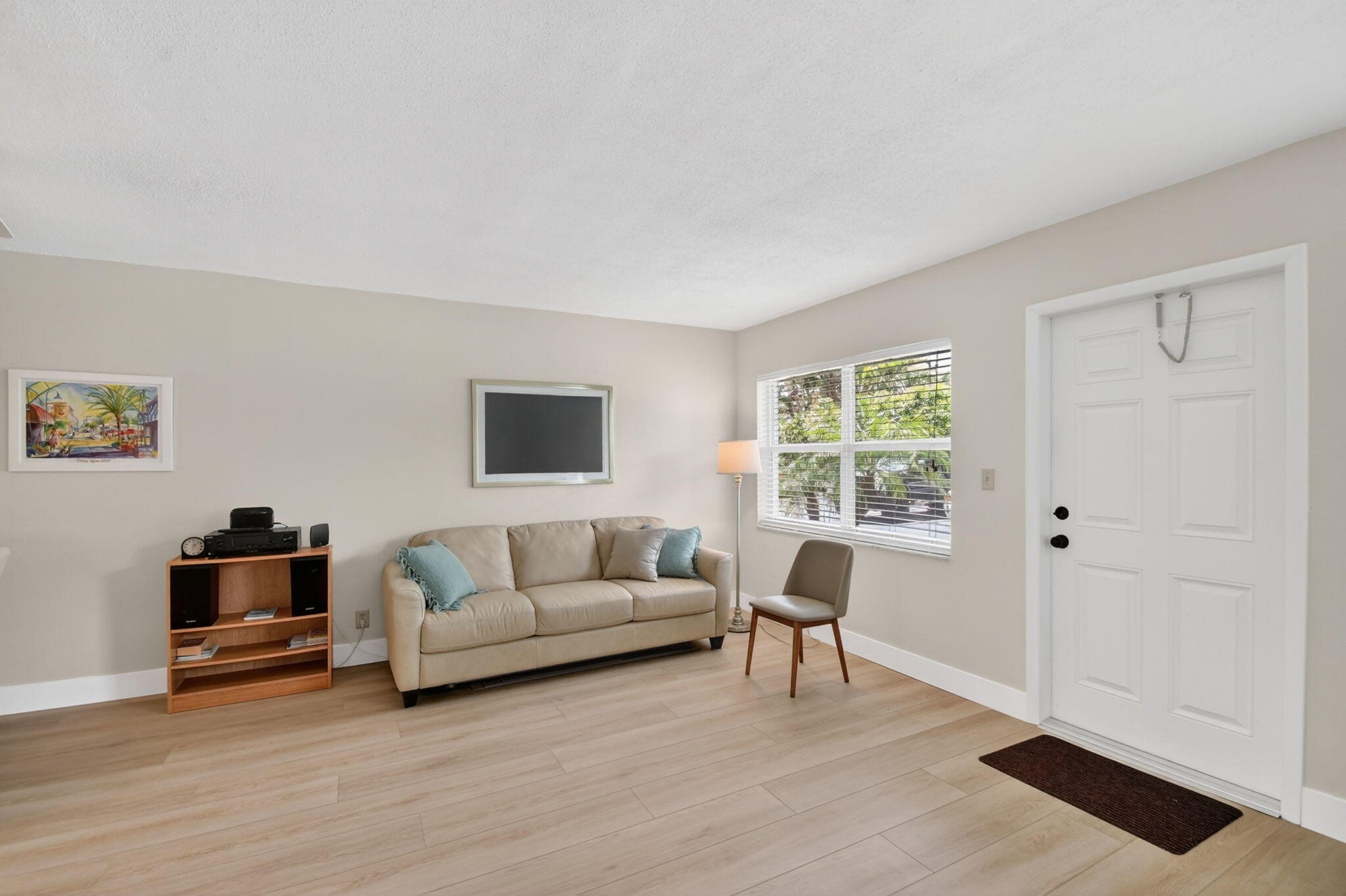 PAGET HOUSE CONDO - Residential