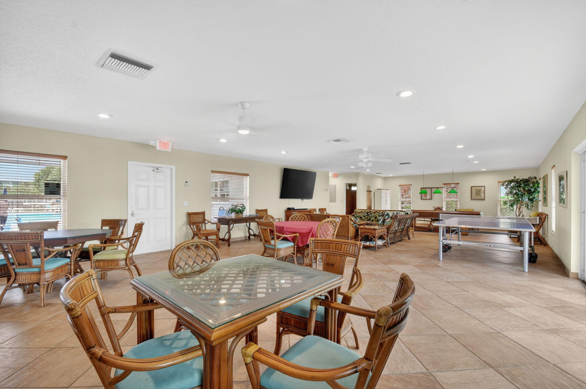 PAGET HOUSE CONDO - Residential