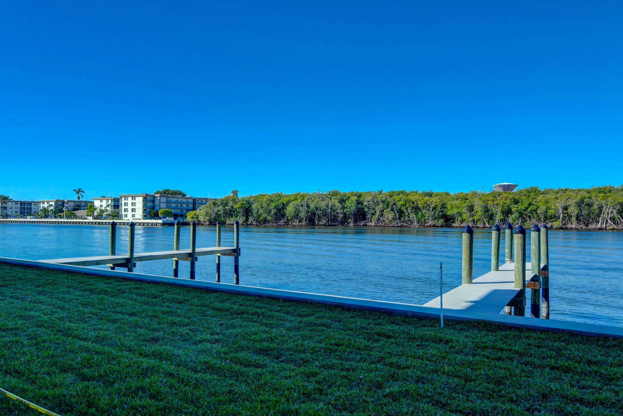 PAGET HOUSE CONDO - Residential