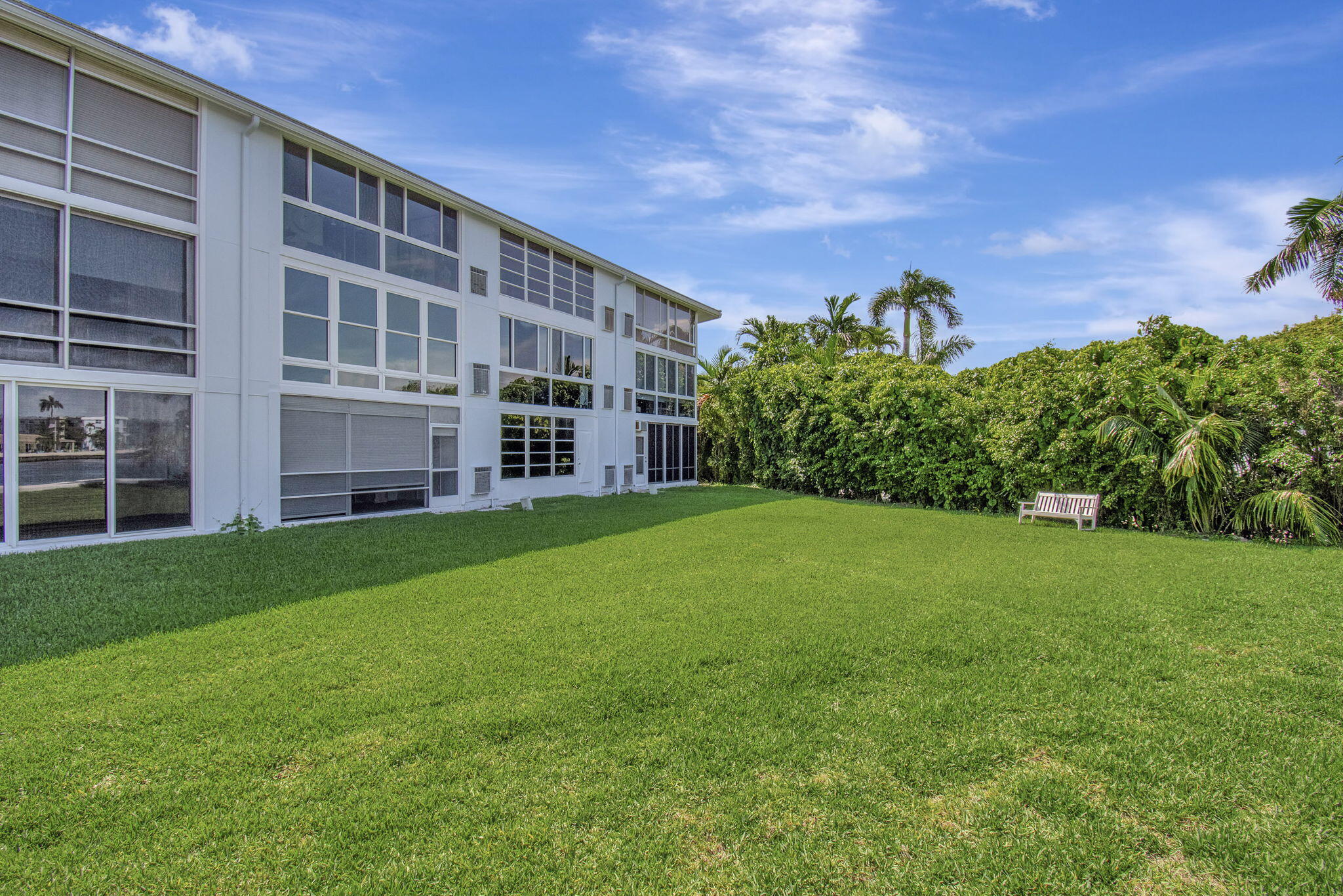 PAGET HOUSE CONDO - Residential