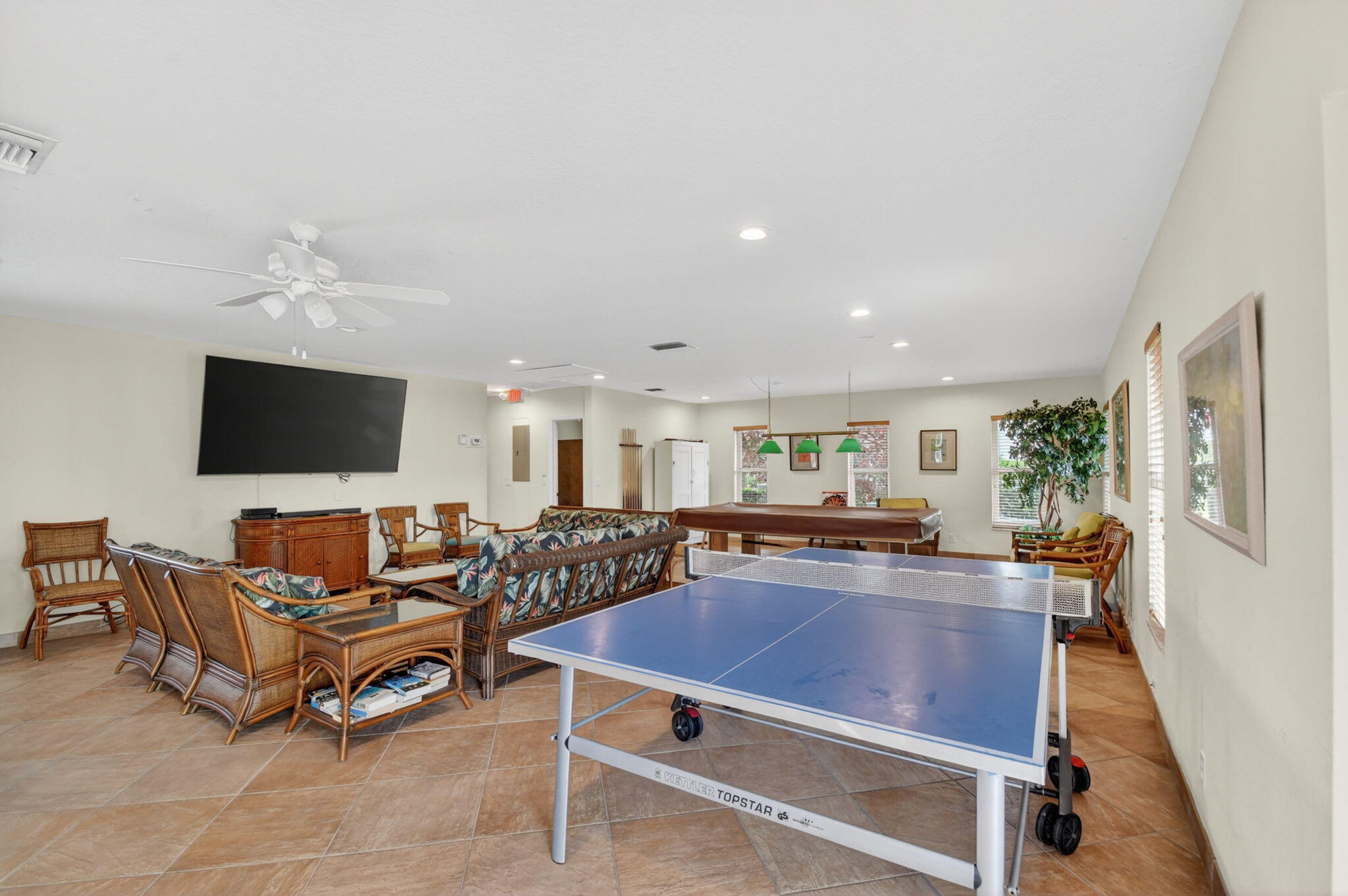 PAGET HOUSE CONDO - Residential