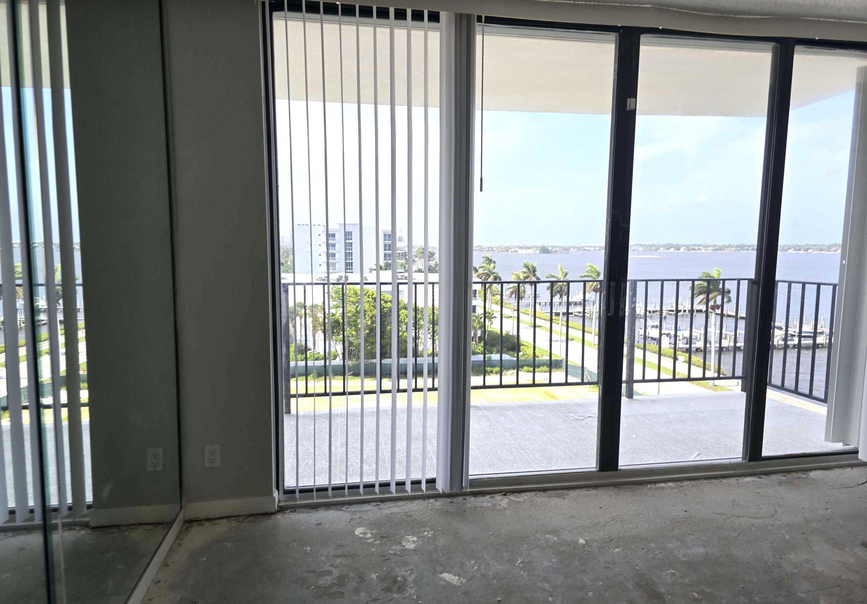 PORTOFINO SOUTH CONDO ESTATES OF SOUTH PALM BEA - Residential