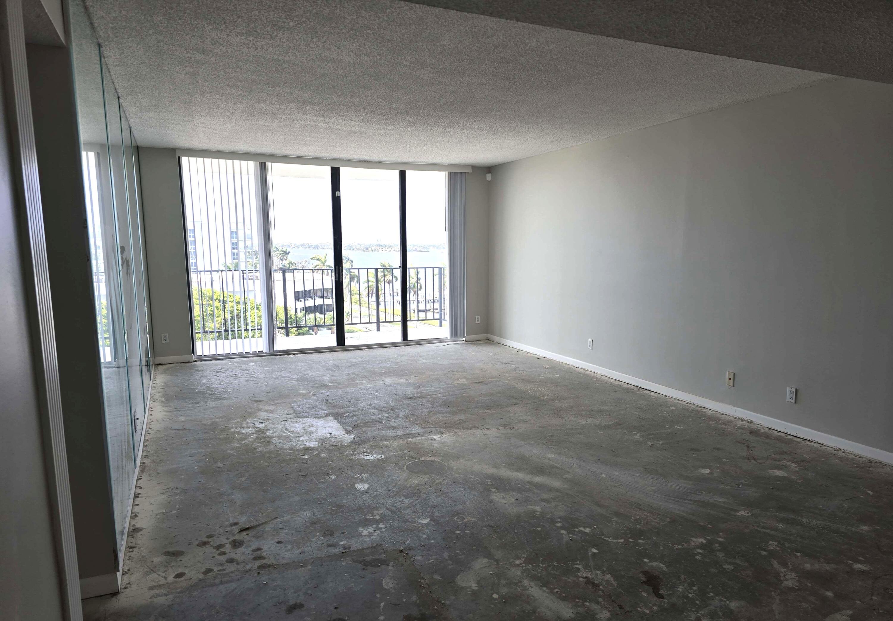 PORTOFINO SOUTH CONDO ESTATES OF SOUTH PALM BEA - Residential