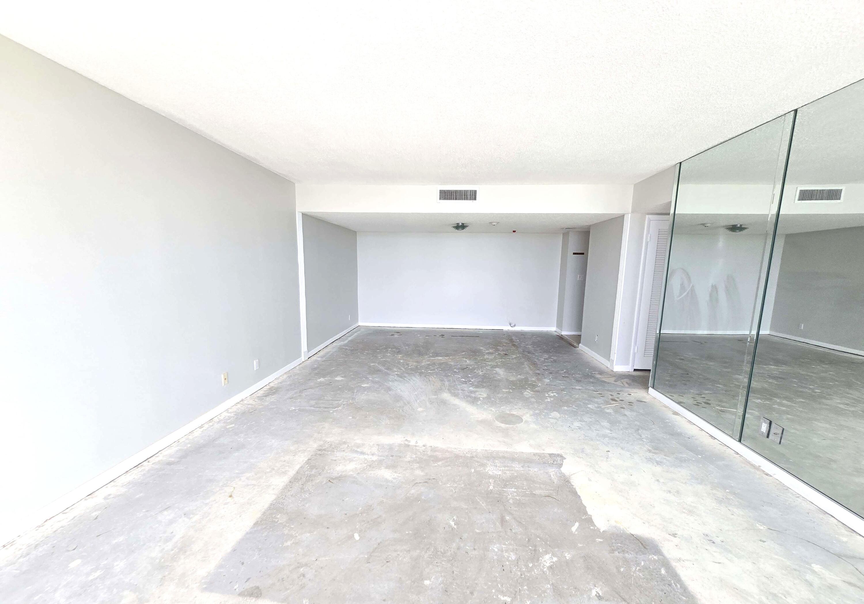 PORTOFINO SOUTH CONDO ESTATES OF SOUTH PALM BEA - Residential