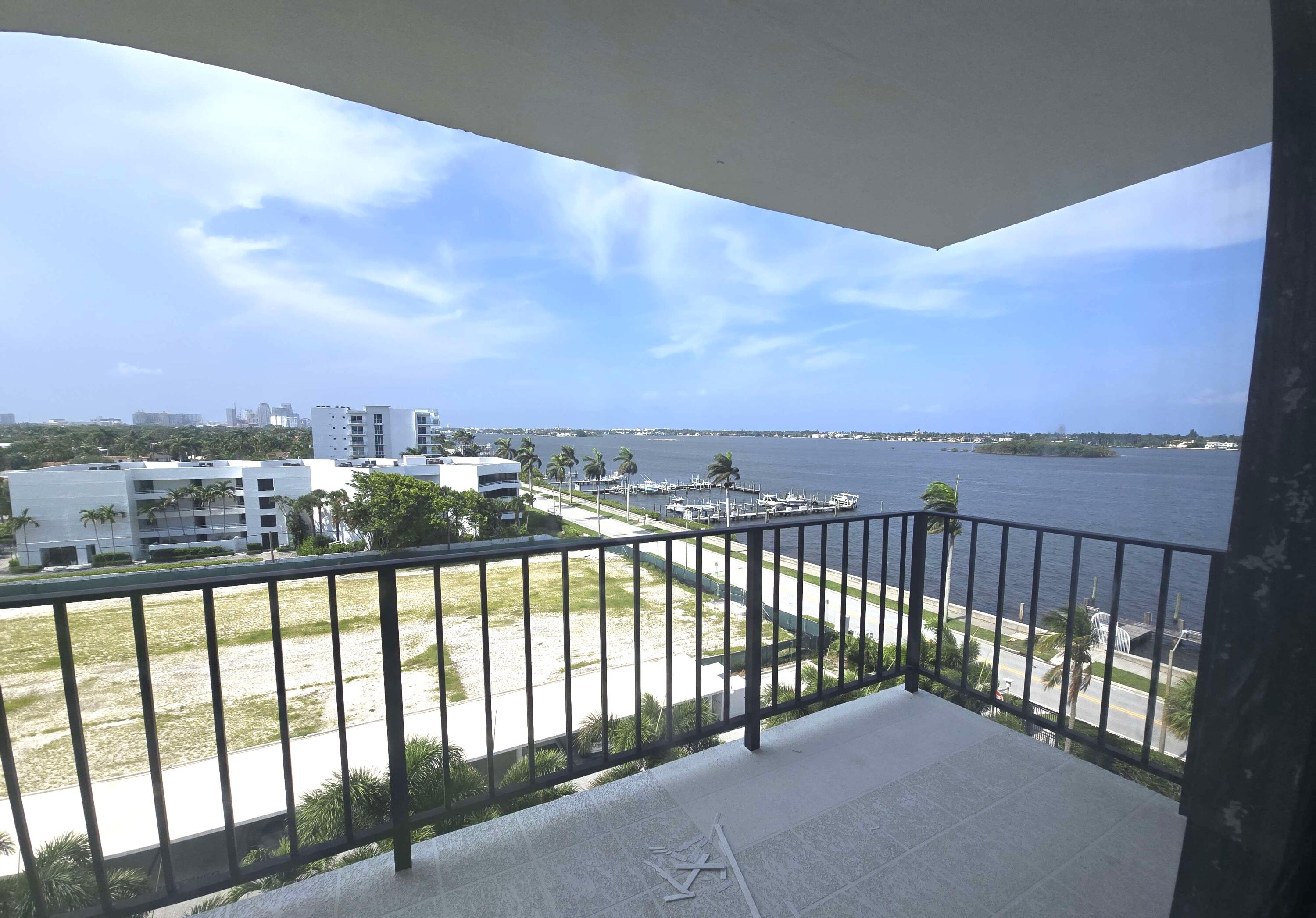 PORTOFINO SOUTH CONDO ESTATES OF SOUTH PALM BEA - Residential