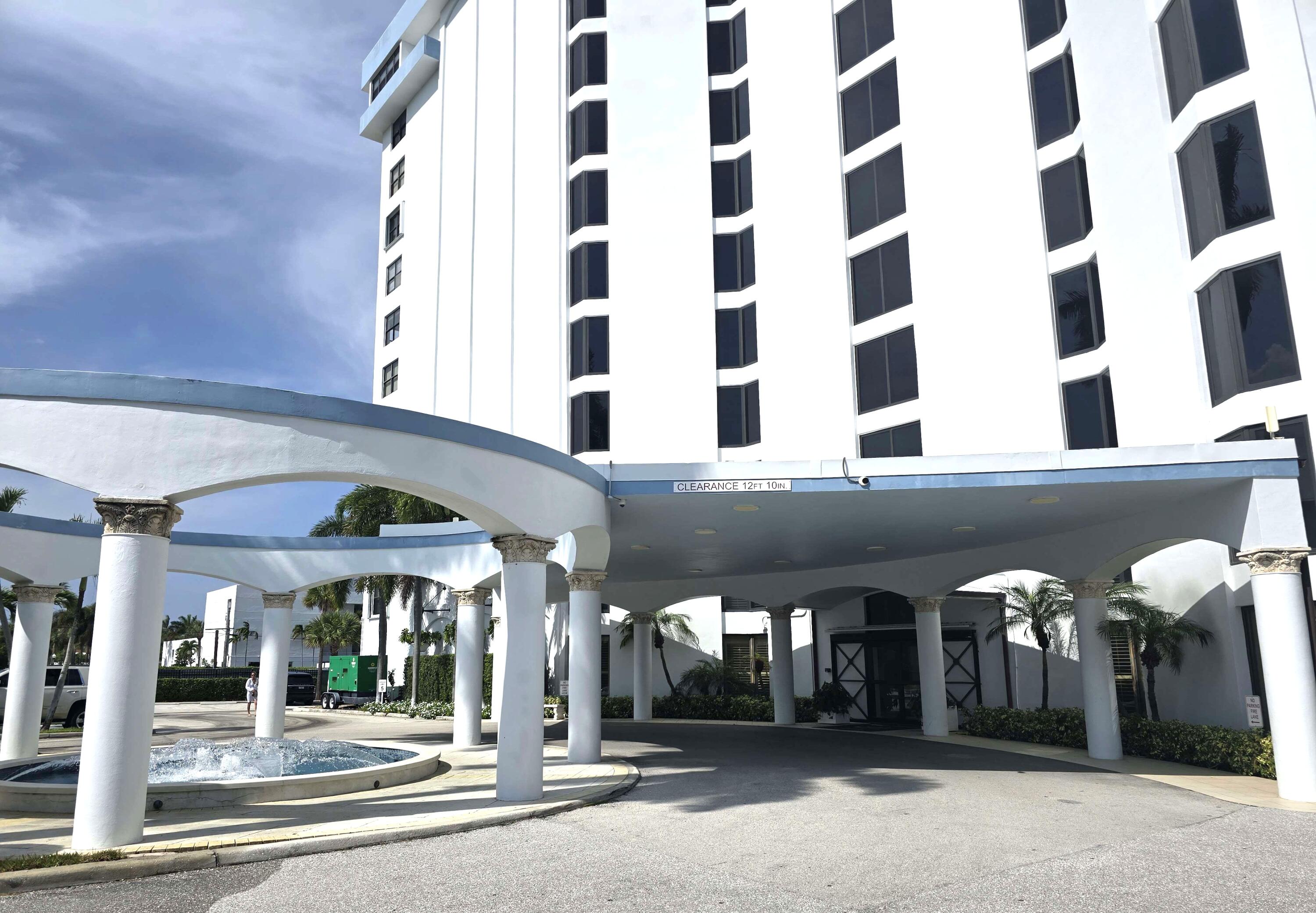 PORTOFINO SOUTH CONDO ESTATES OF SOUTH PALM BEA - Residential