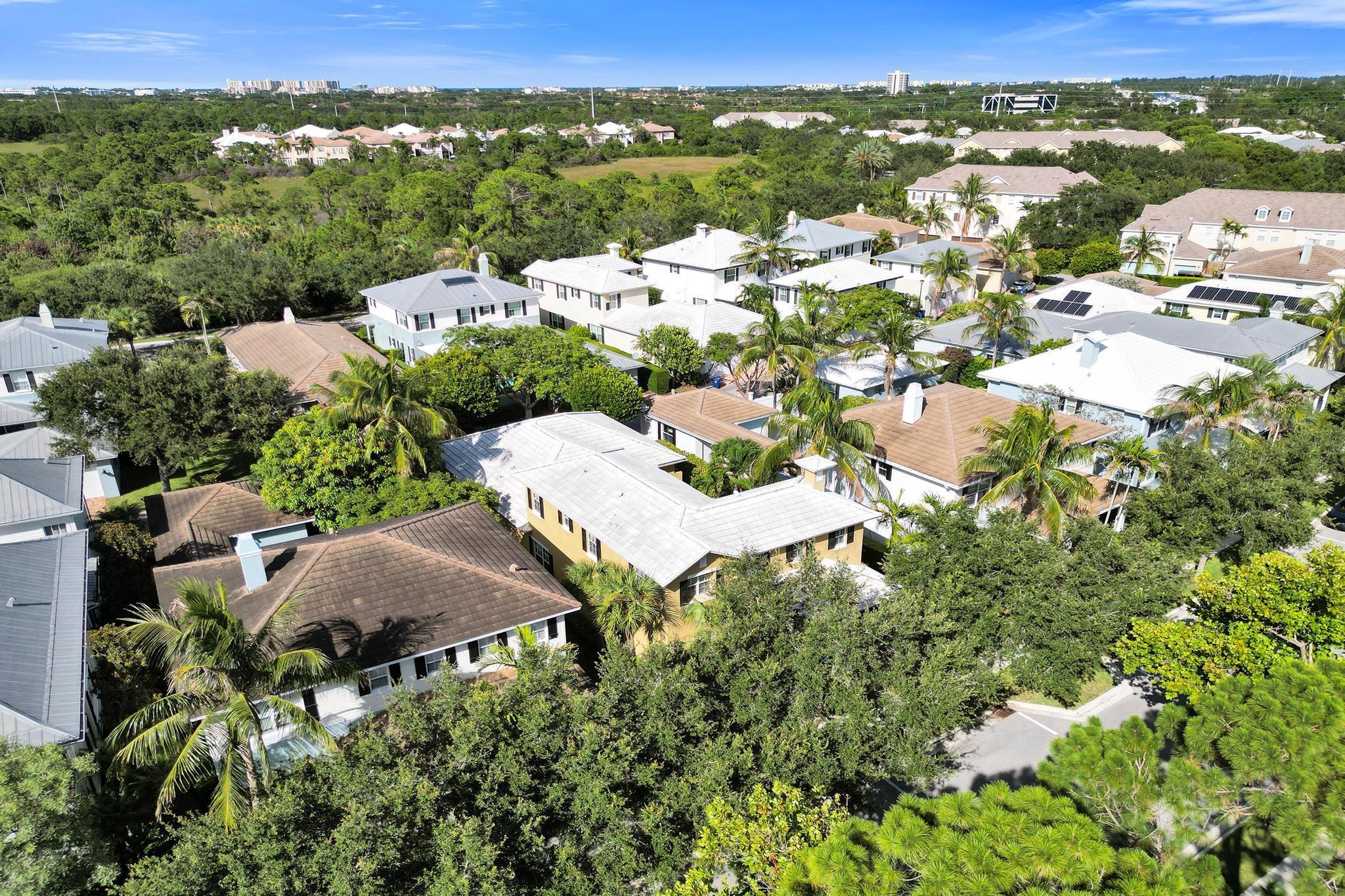 BOTANICA - Residential