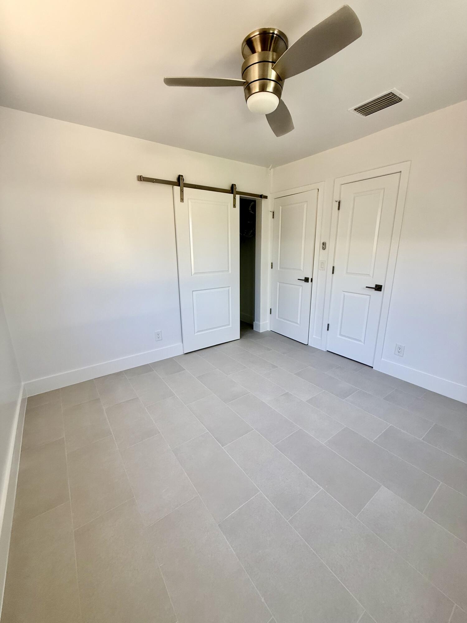 LANTANA COVE - Residential Lease