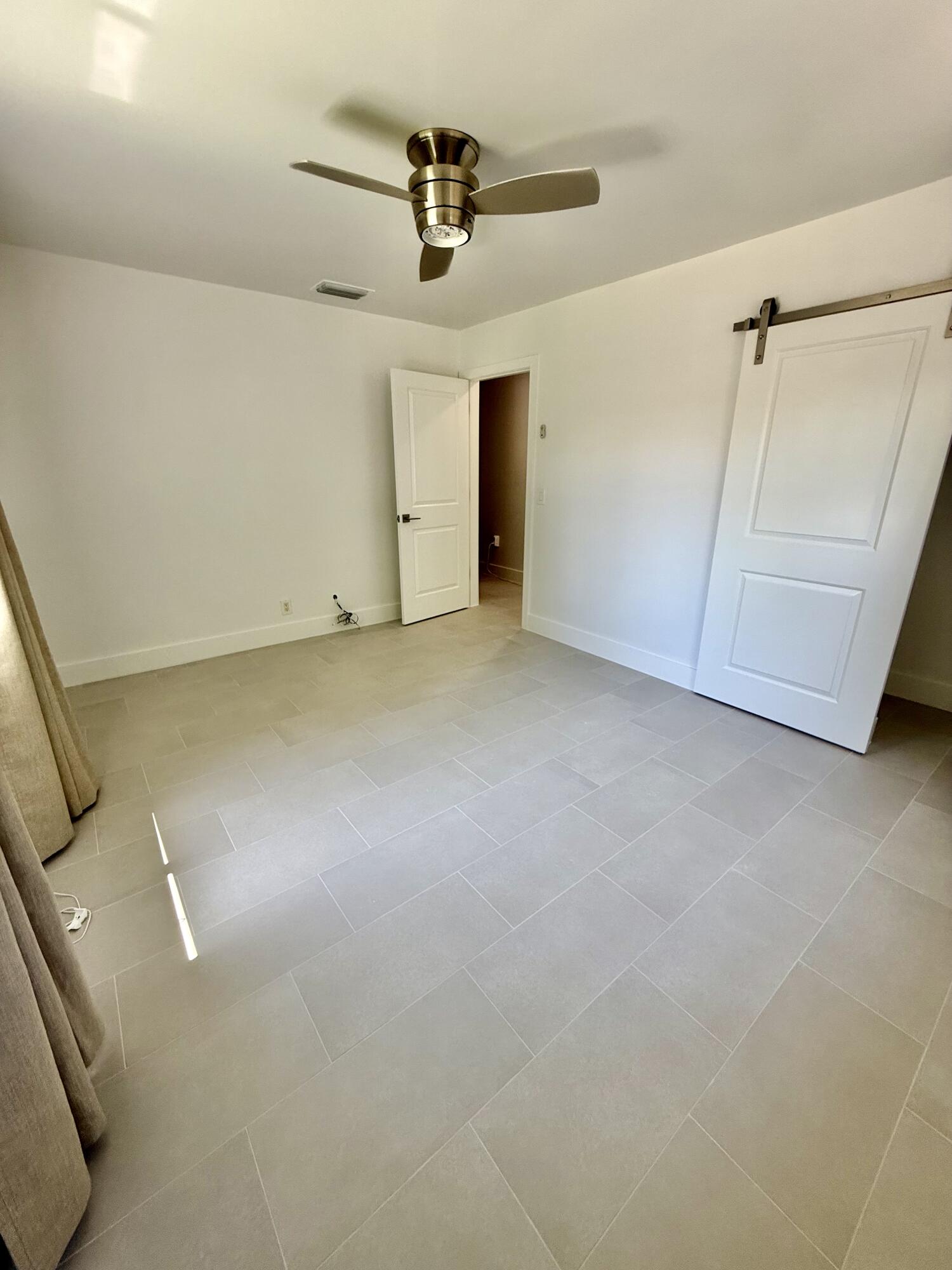 LANTANA COVE - Residential Lease