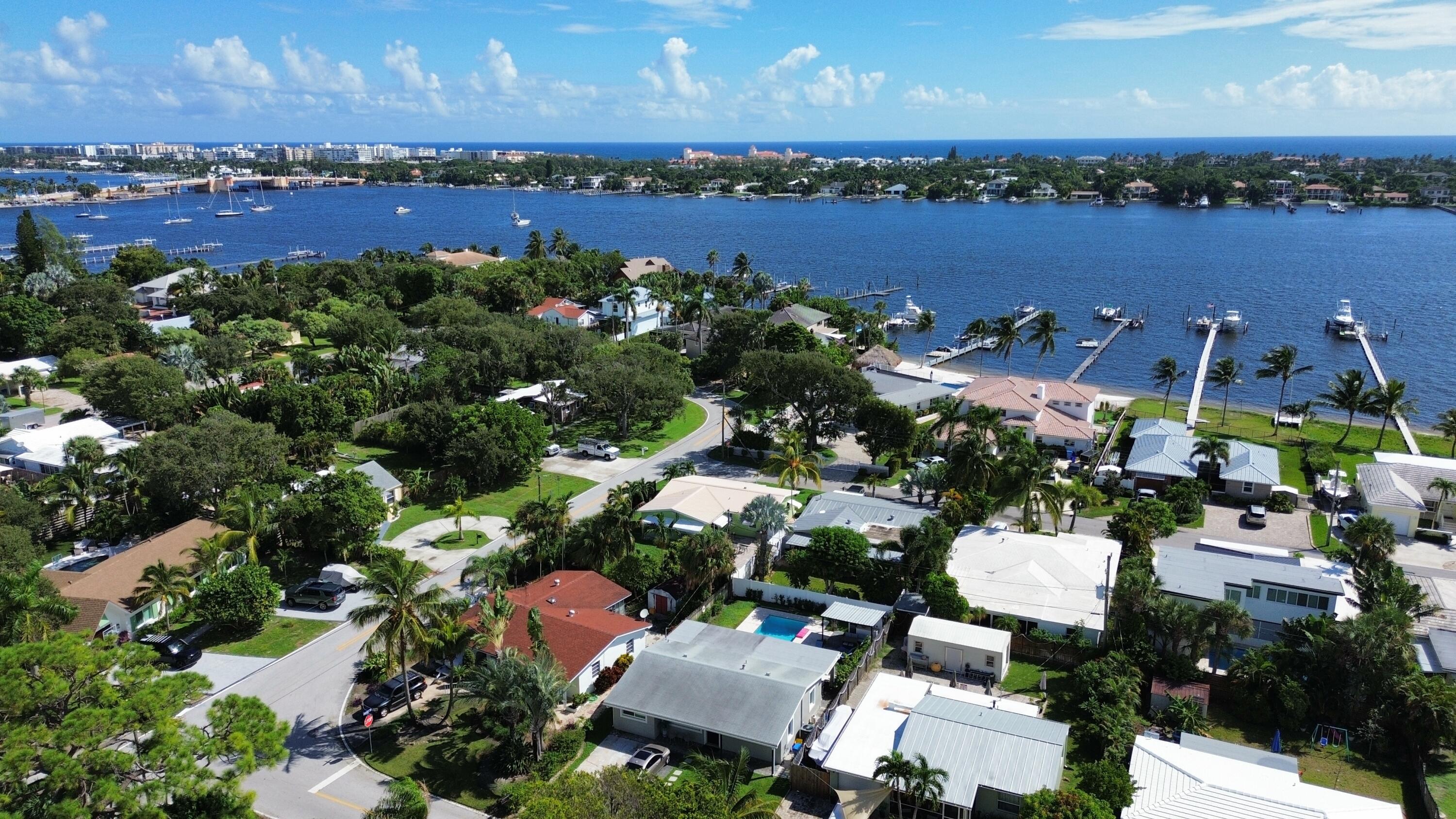 LANTANA COVE - Residential Lease