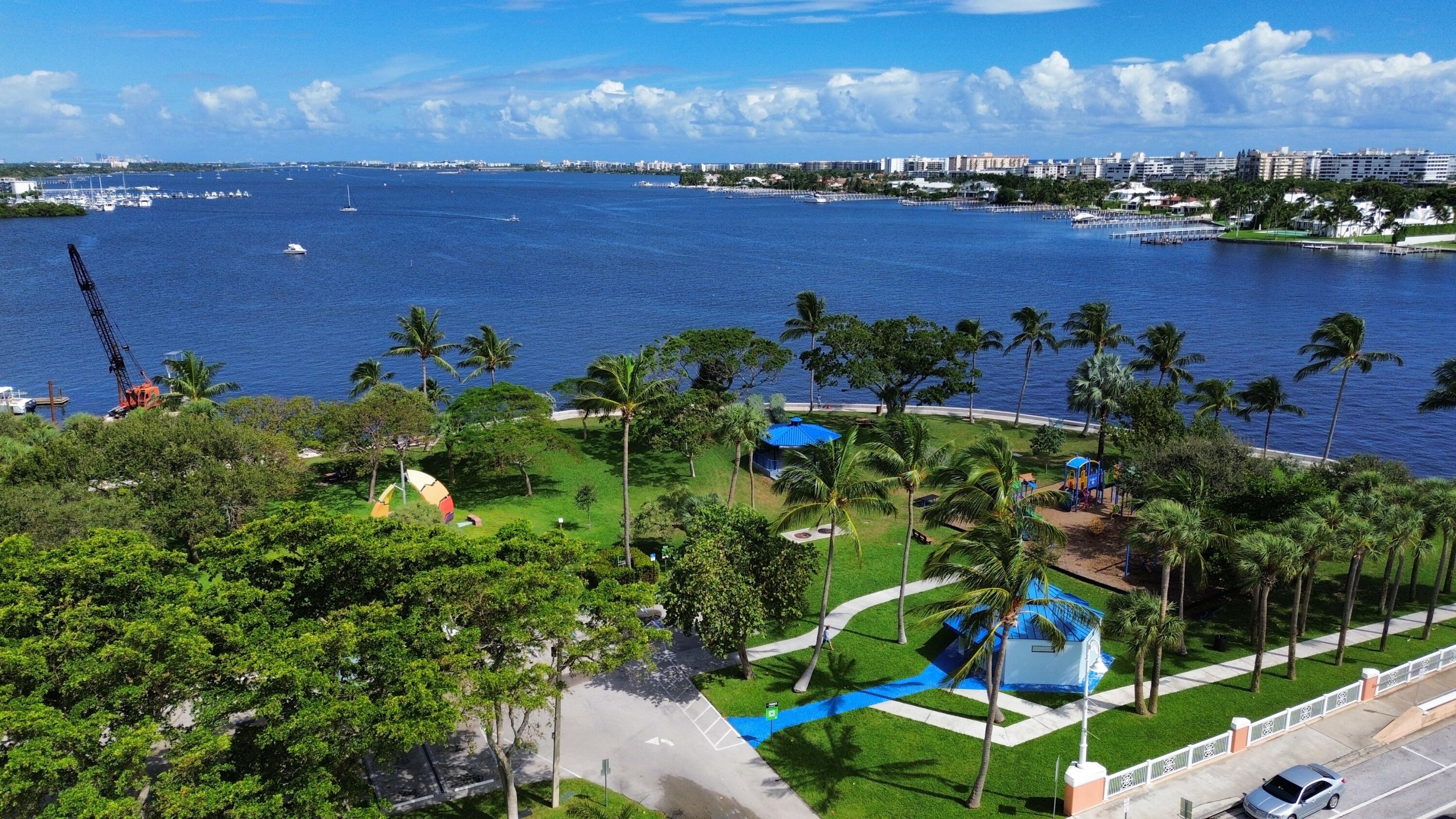LANTANA COVE - Residential Lease