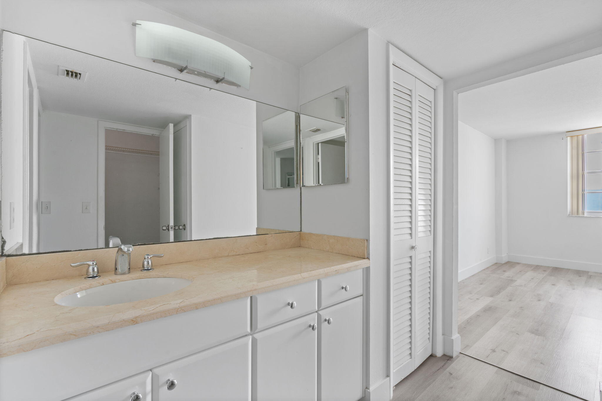 OCEAN PLACE CONDO - Residential Lease