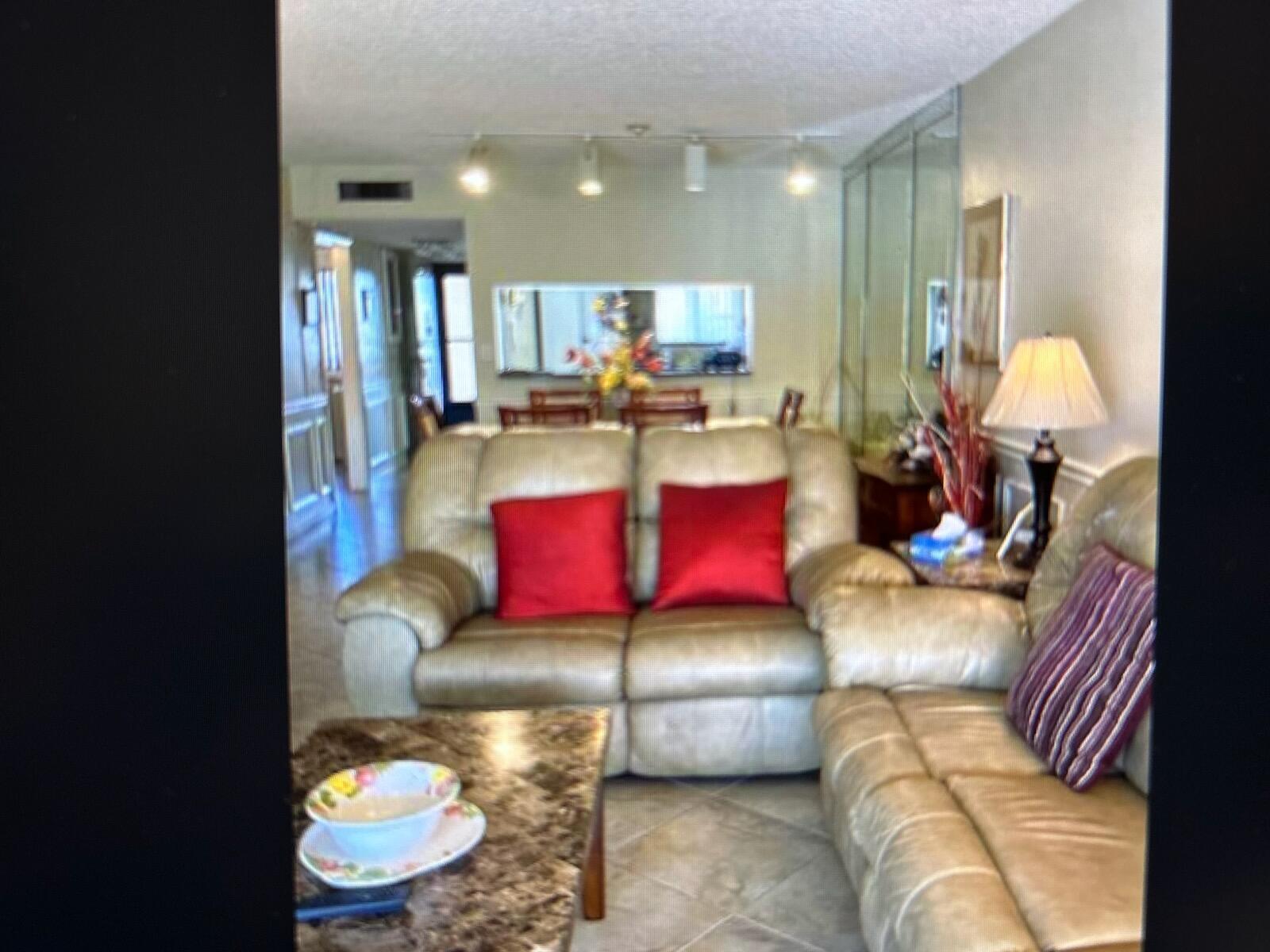 POINCIANA GARDENS CONDO - Residential Lease