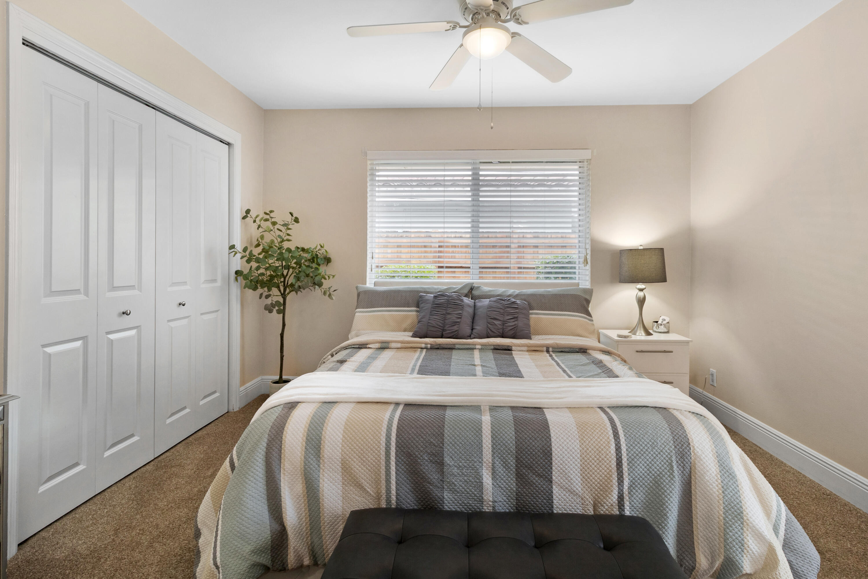 IMPERIAL POINT 2 SEC - Residential