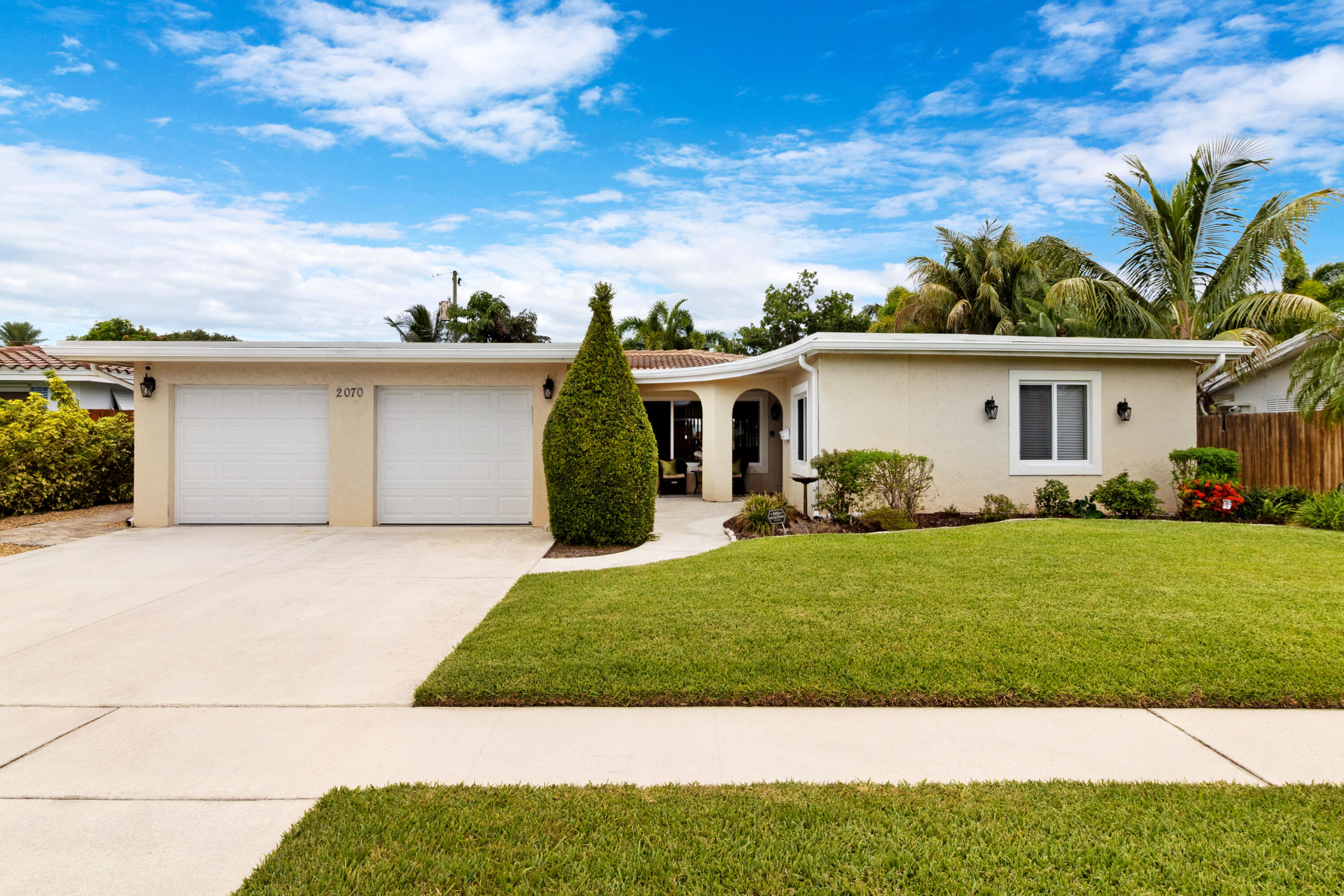IMPERIAL POINT 2 SEC - Residential