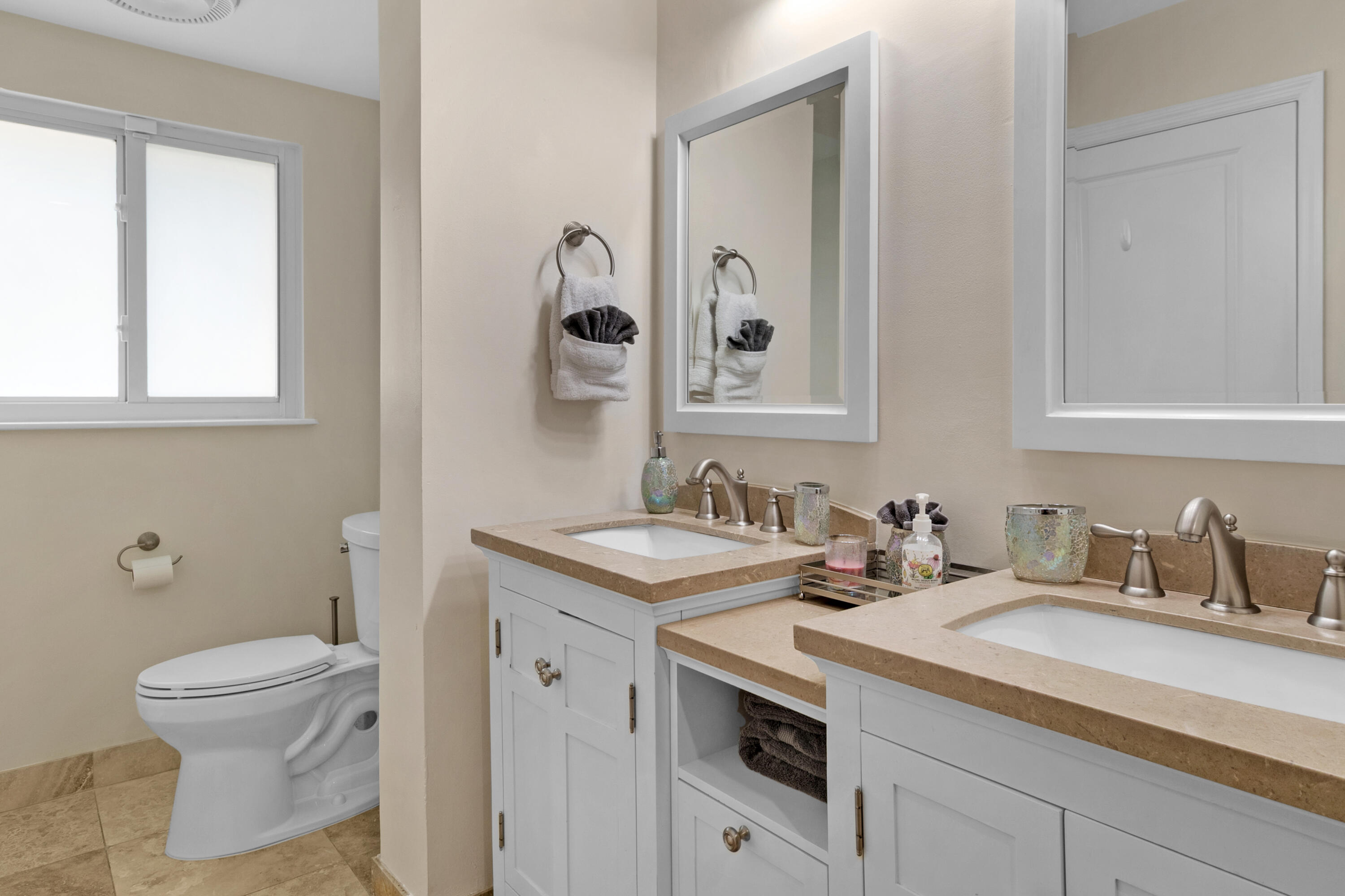IMPERIAL POINT 2 SEC - Residential
