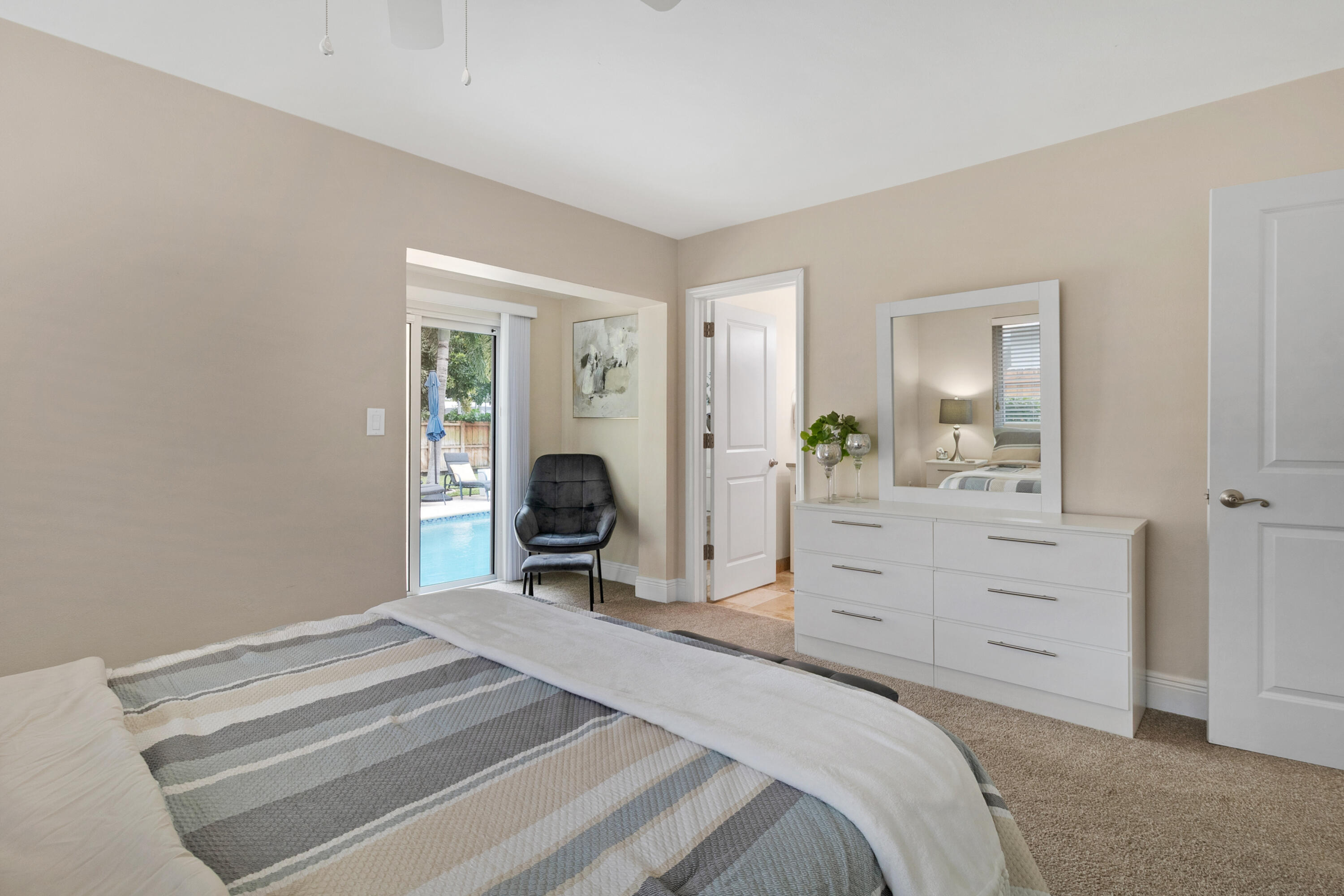 IMPERIAL POINT 2 SEC - Residential
