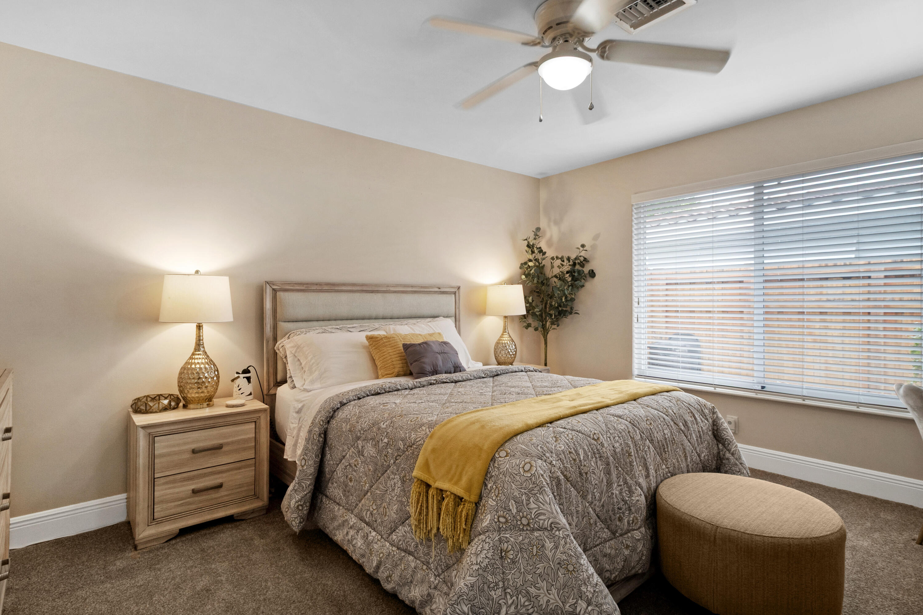 IMPERIAL POINT 2 SEC - Residential