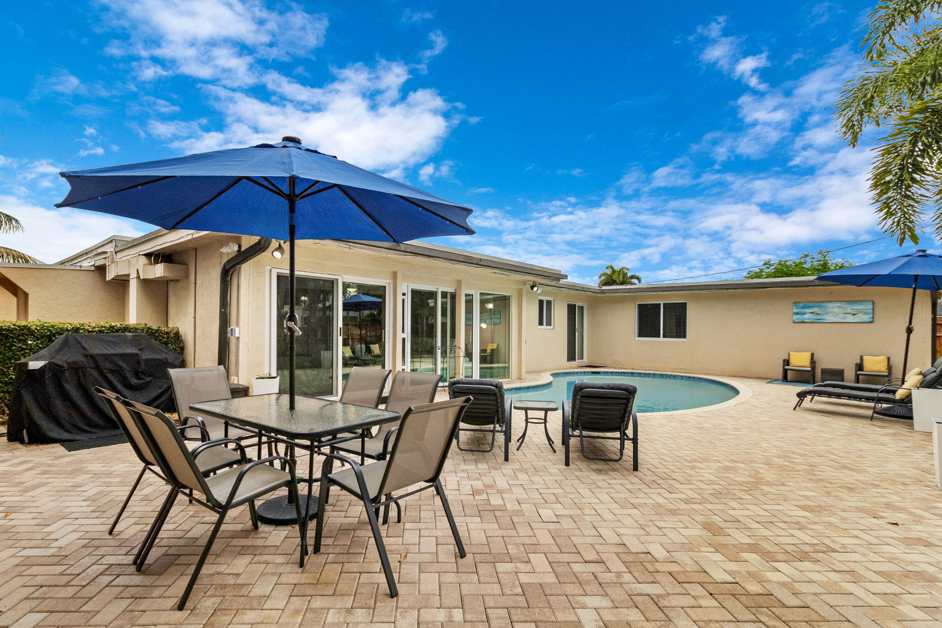 IMPERIAL POINT 2 SEC - Residential