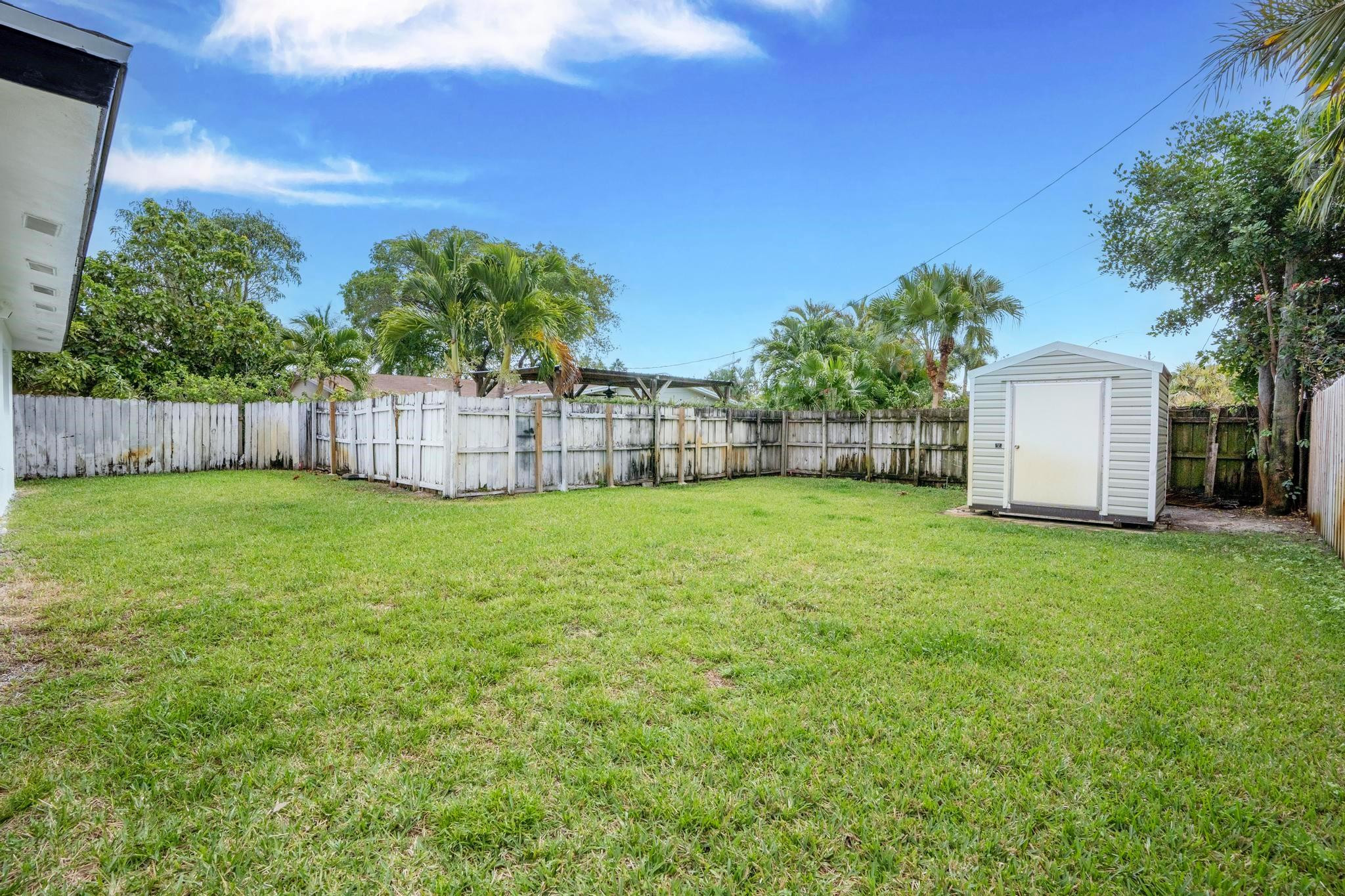 OAKLAND PARK SECOND ADD - Residential Lease