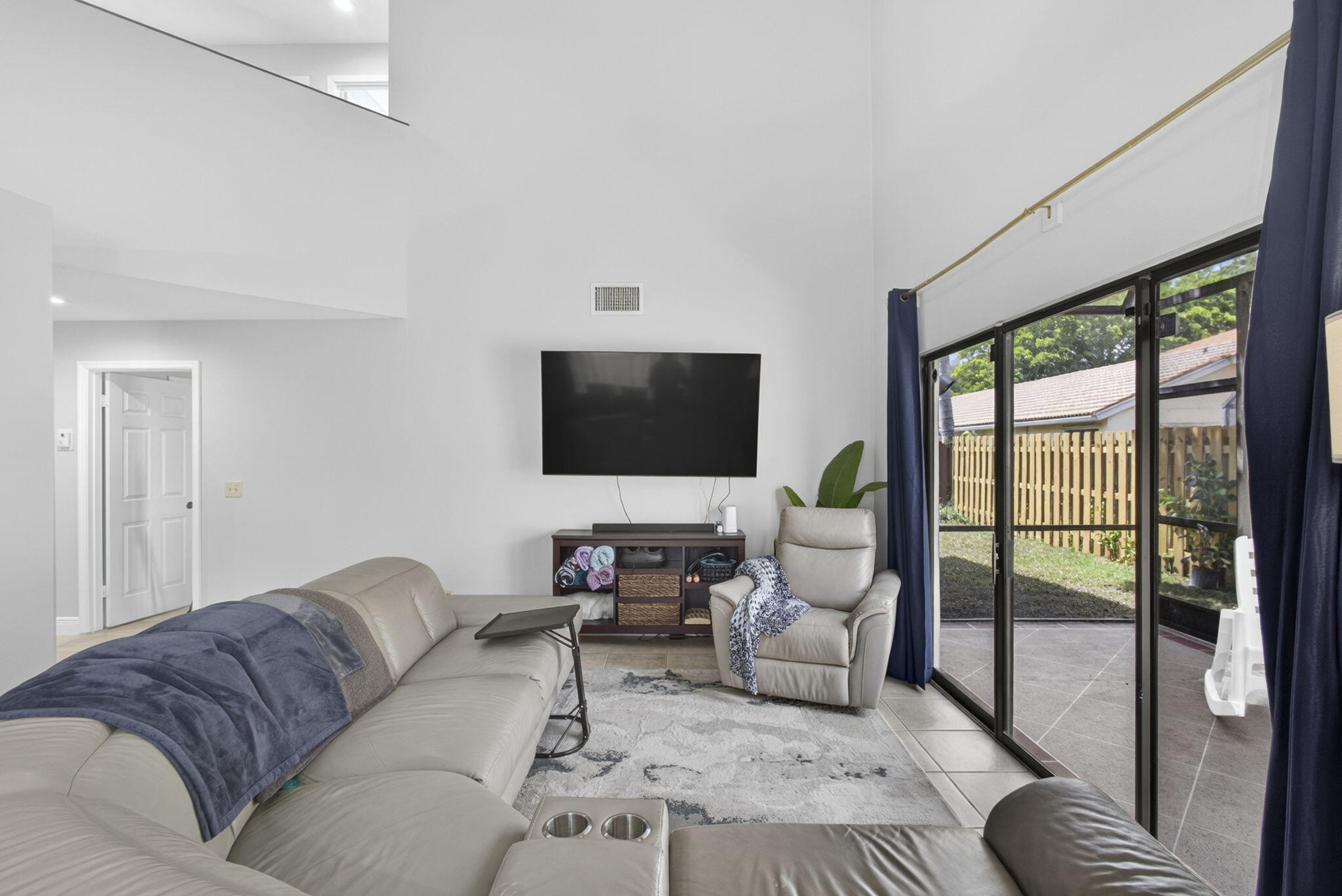 WELLINGTON TR 42B - Residential