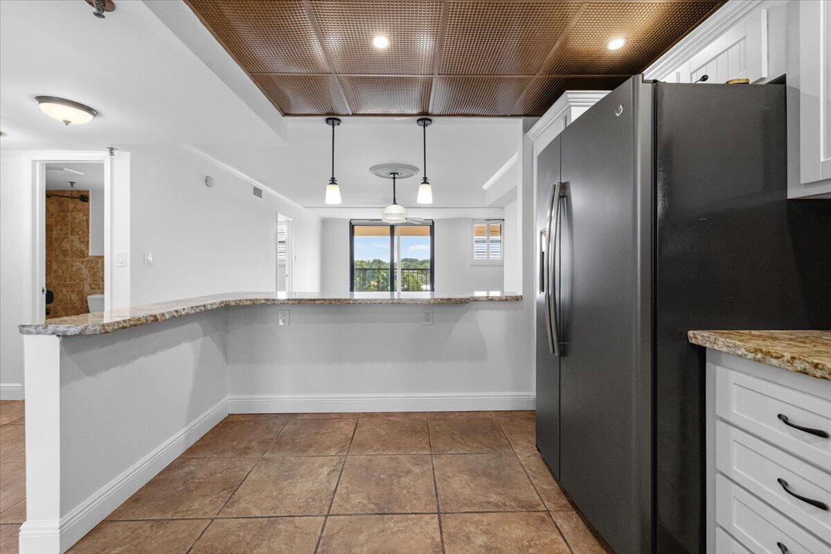 DEER CREEK COUNTRY CLUB - Residential