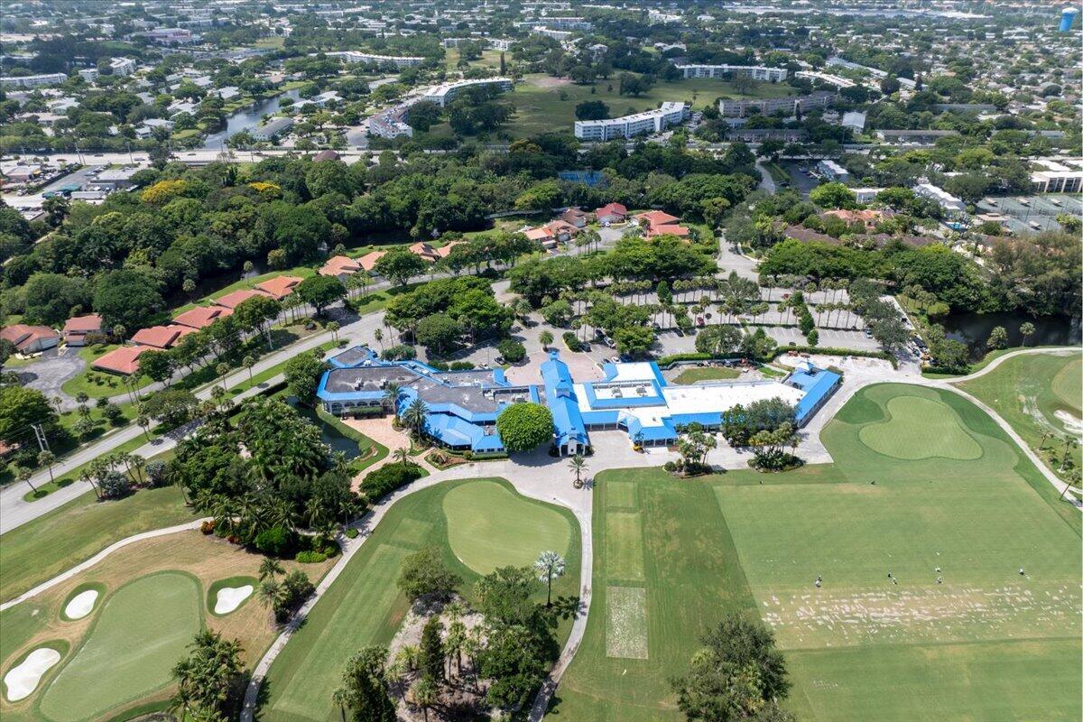 DEER CREEK COUNTRY CLUB - Residential