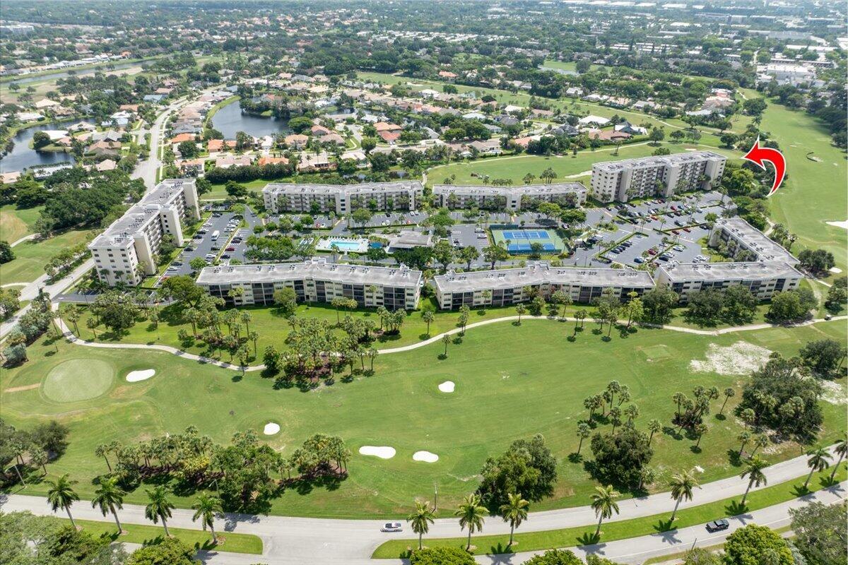 DEER CREEK COUNTRY CLUB - Residential