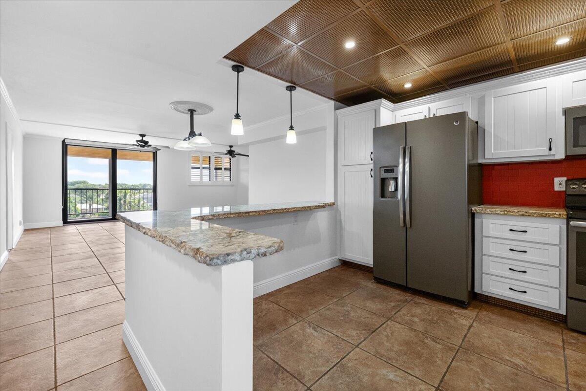 DEER CREEK COUNTRY CLUB - Residential