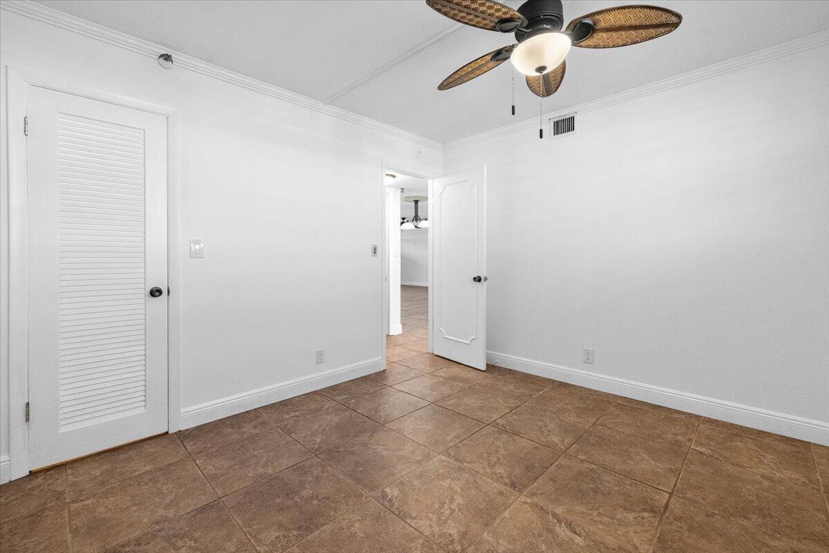 DEER CREEK COUNTRY CLUB - Residential