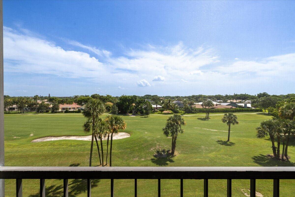 DEER CREEK COUNTRY CLUB - Residential