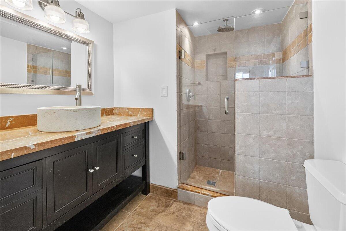 DEER CREEK COUNTRY CLUB - Residential