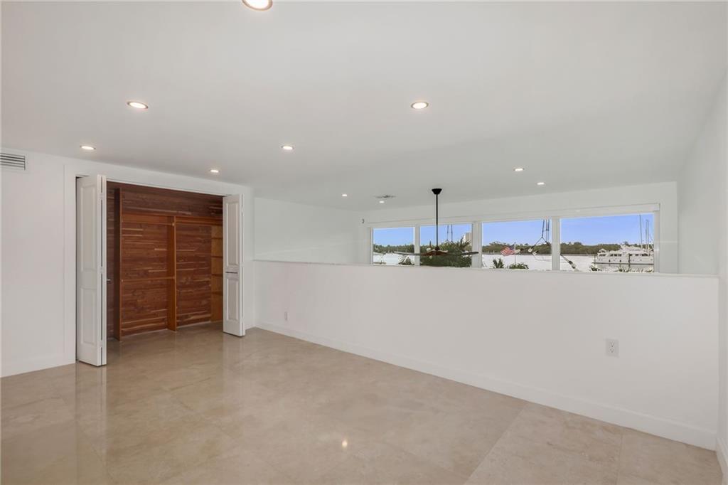 CORAL RIDGE - Residential