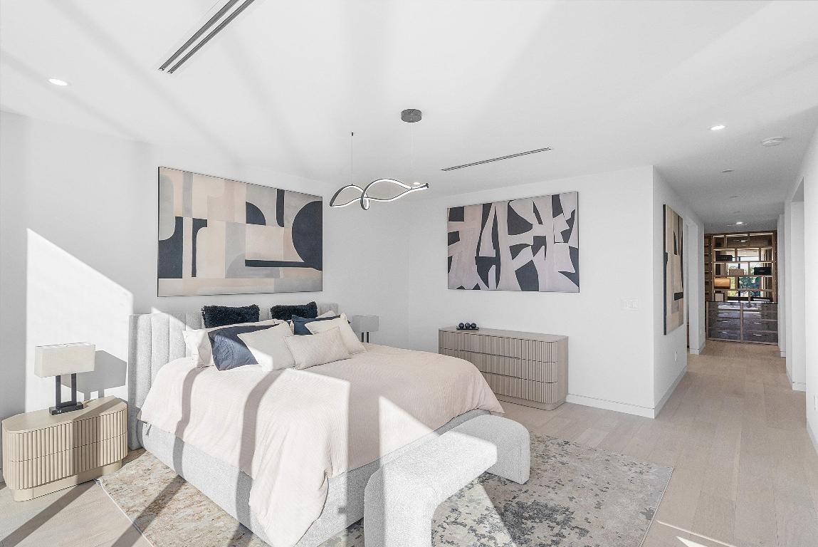 BOCA HARBOUR 5TH SEC - Residential