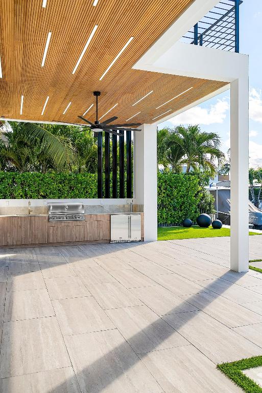 BOCA HARBOUR 5TH SEC - Residential