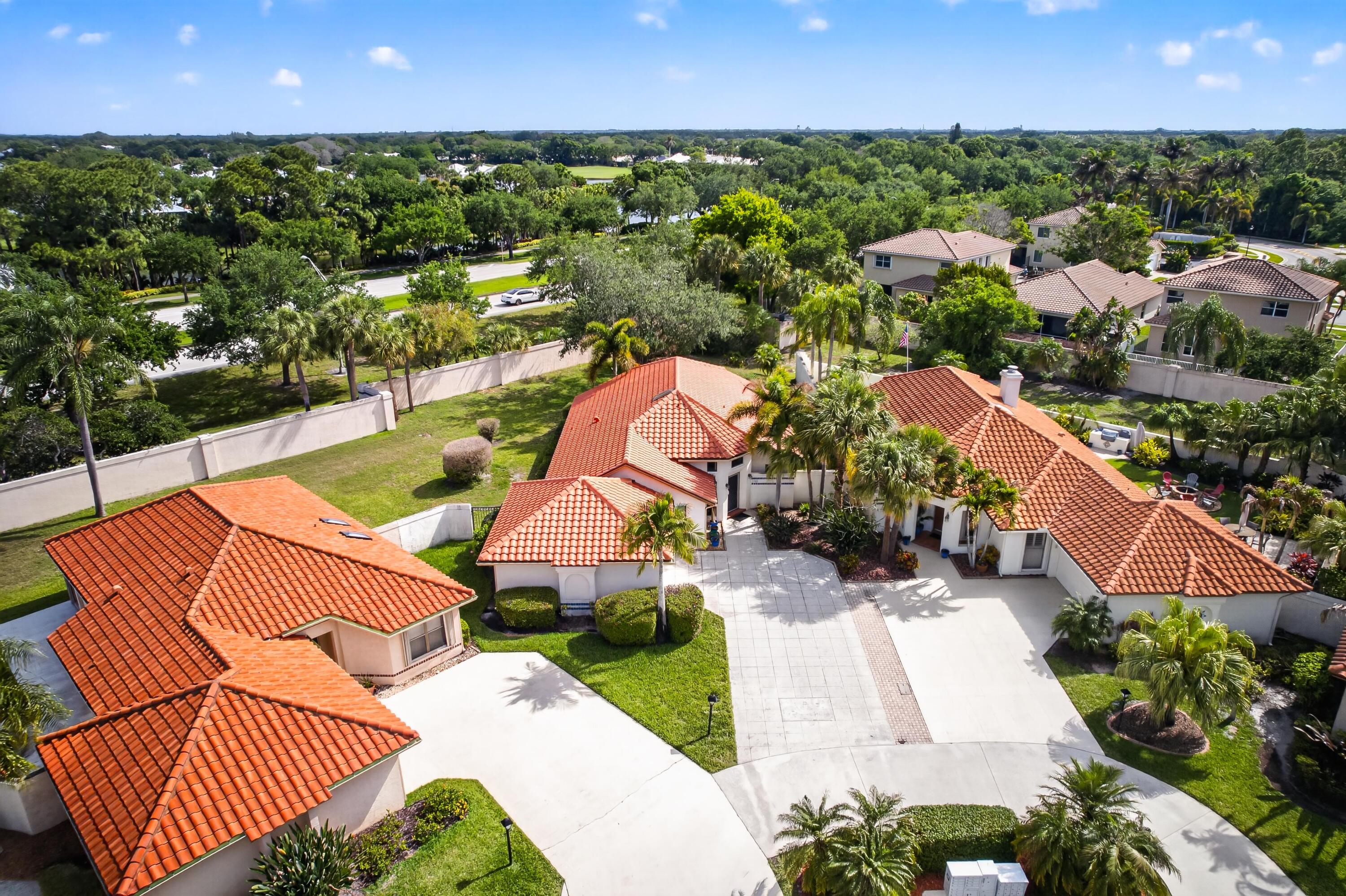 LA MARIPOSA - Residential