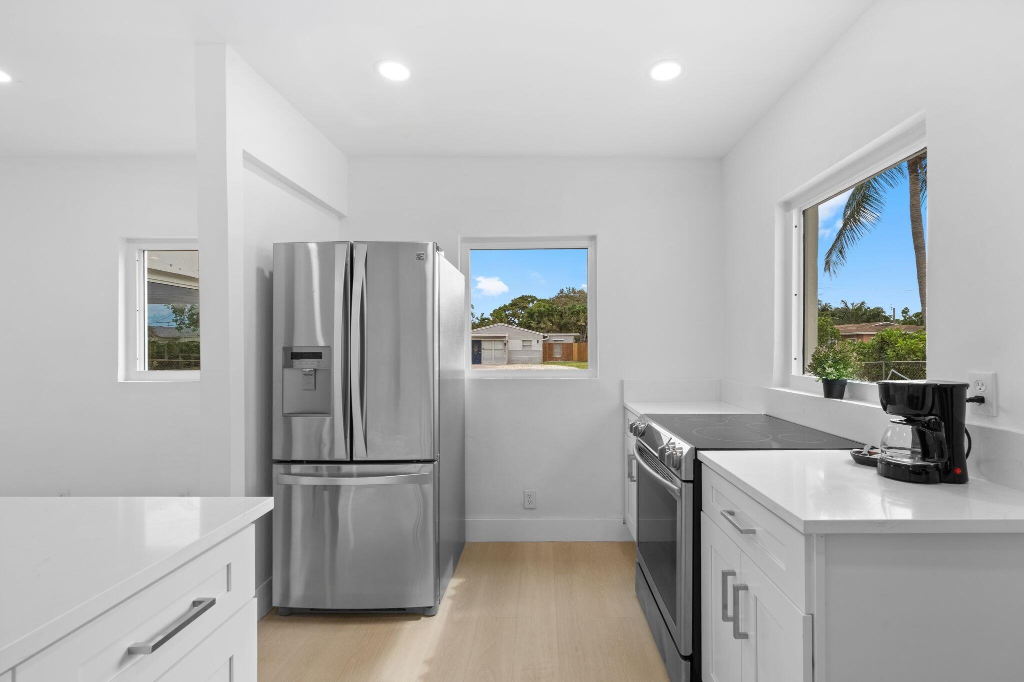 COLLIER ESTATES 3RD ADD - Residential