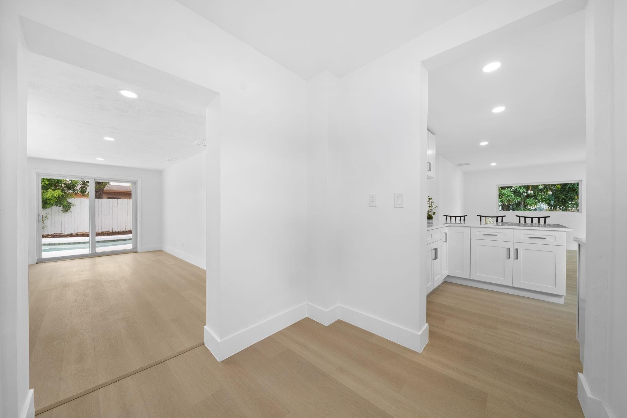 COLLIER ESTATES 3RD ADD - Residential