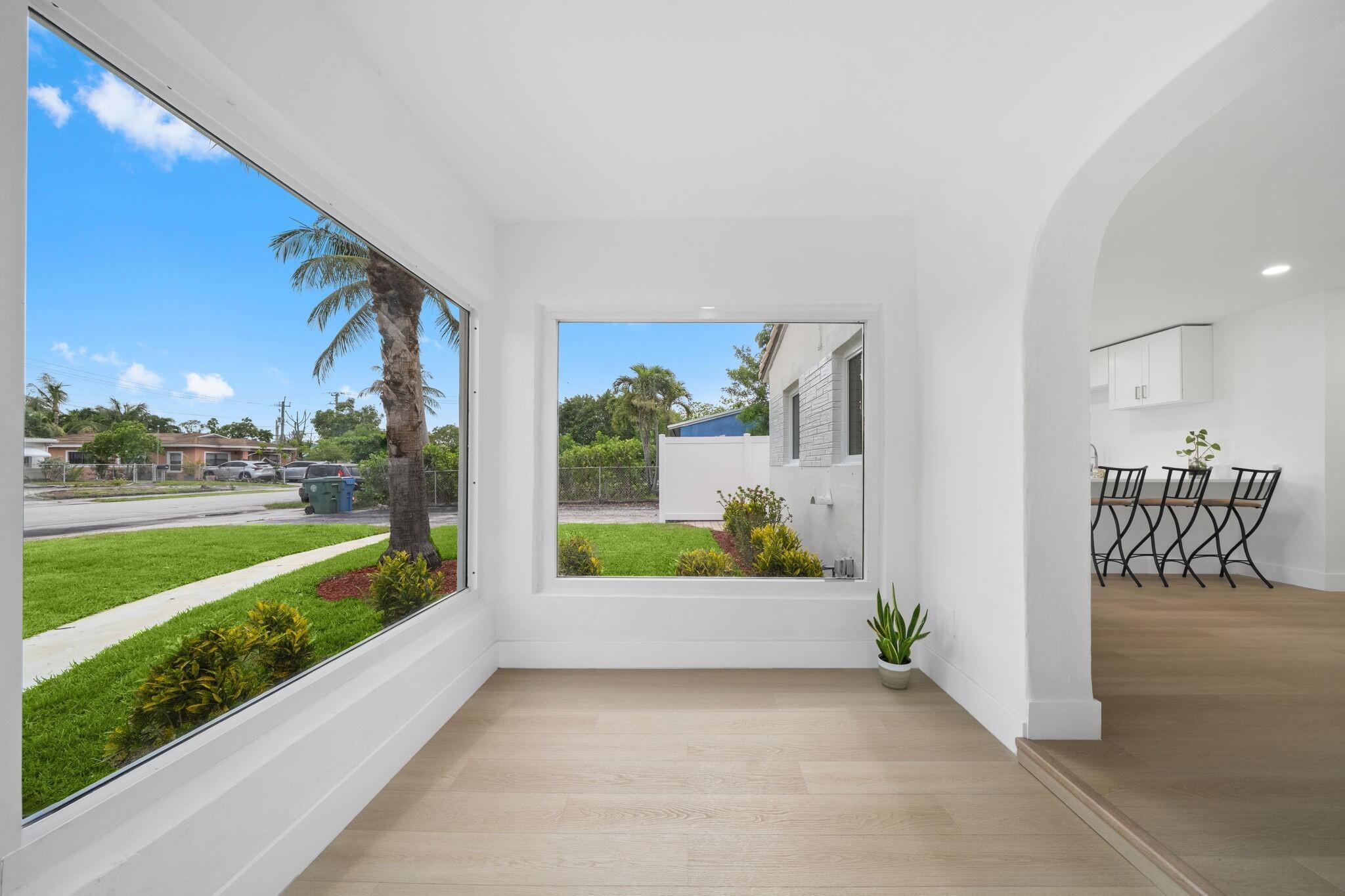 COLLIER ESTATES 3RD ADD - Residential